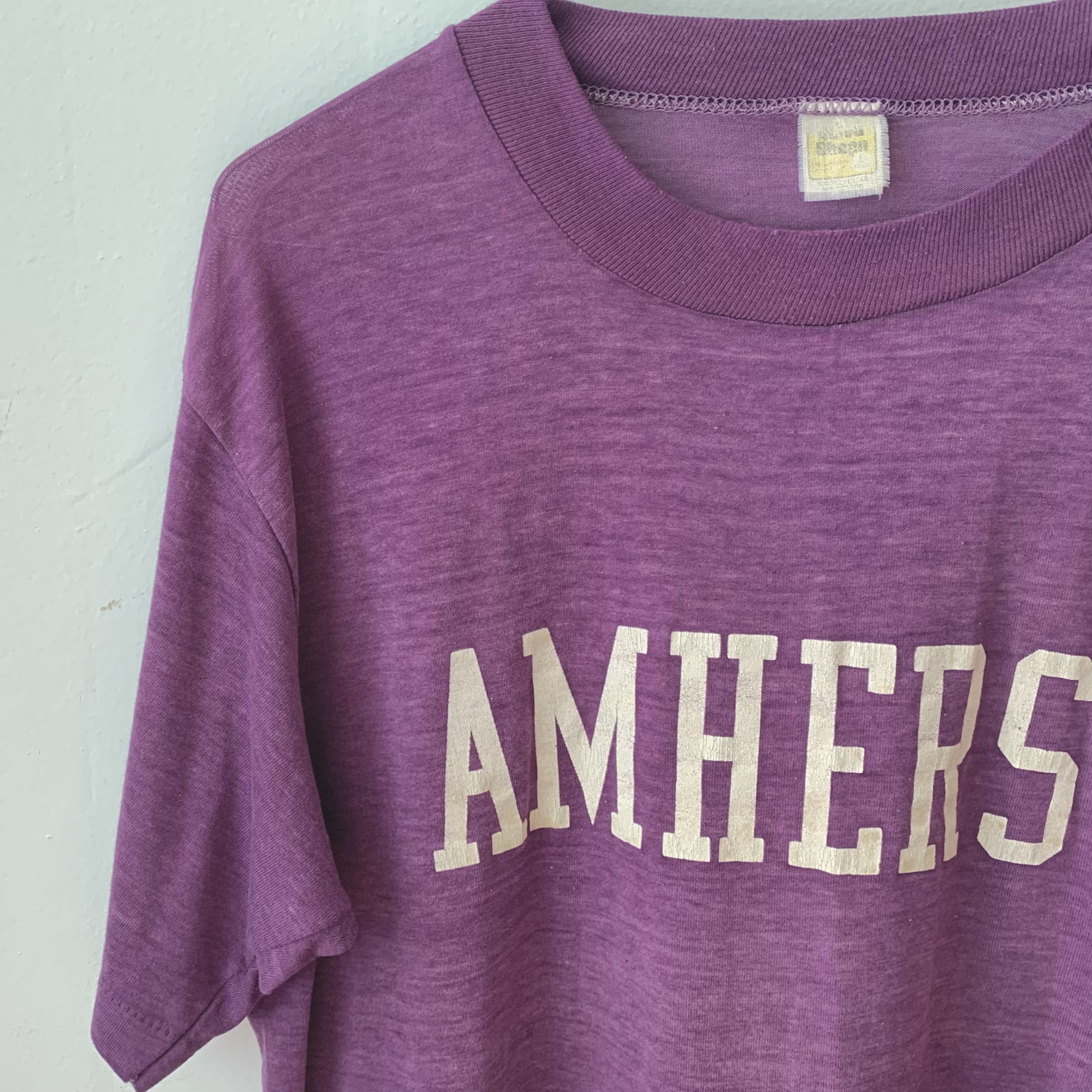 Other rare vintage 70s threadbare Amherst College tshirt Size US L / EU 52-54 / 3 - 4 Thumbnail