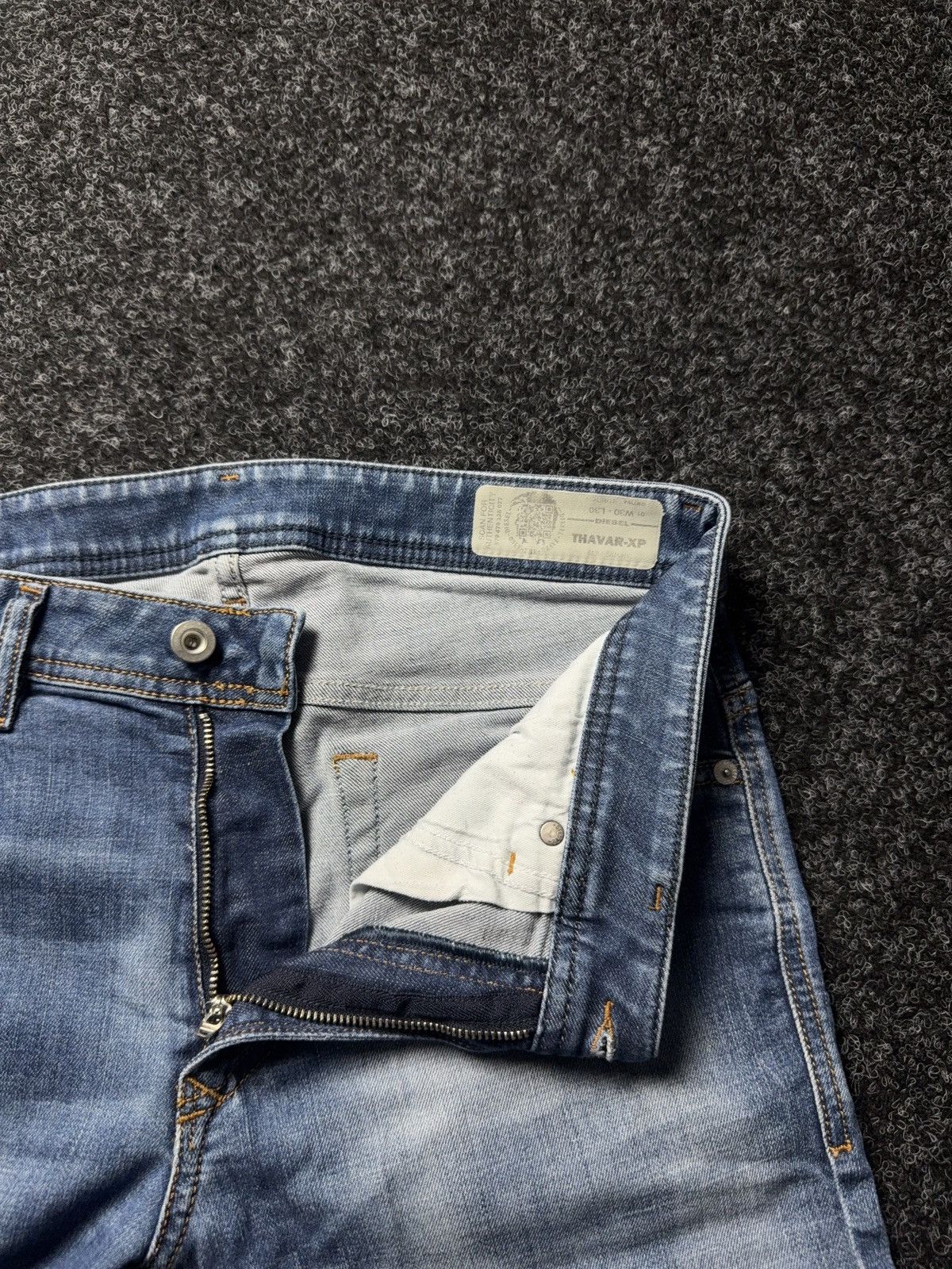 Diesel 00s Y2K Luxury Diesel Thavar-XP Slim Tapered Jeans Y2K Denim Size US 30 / EU 46 - 7 Thumbnail