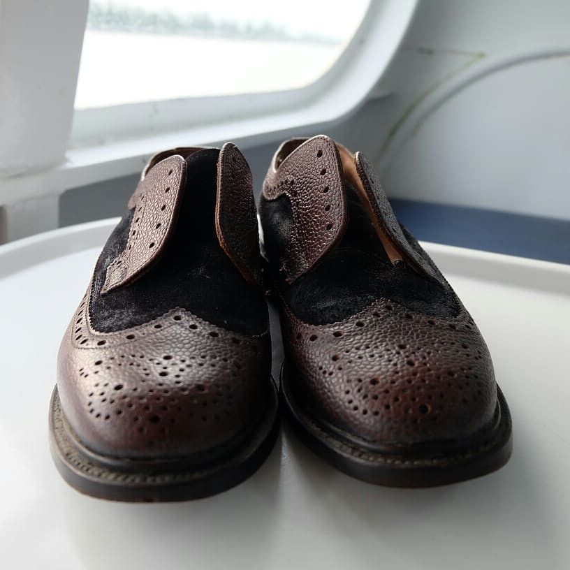Vintage Wingtip Brogues Handmade and handcrafted in england Size US 5.5 / EU 38 - 7 Thumbnail