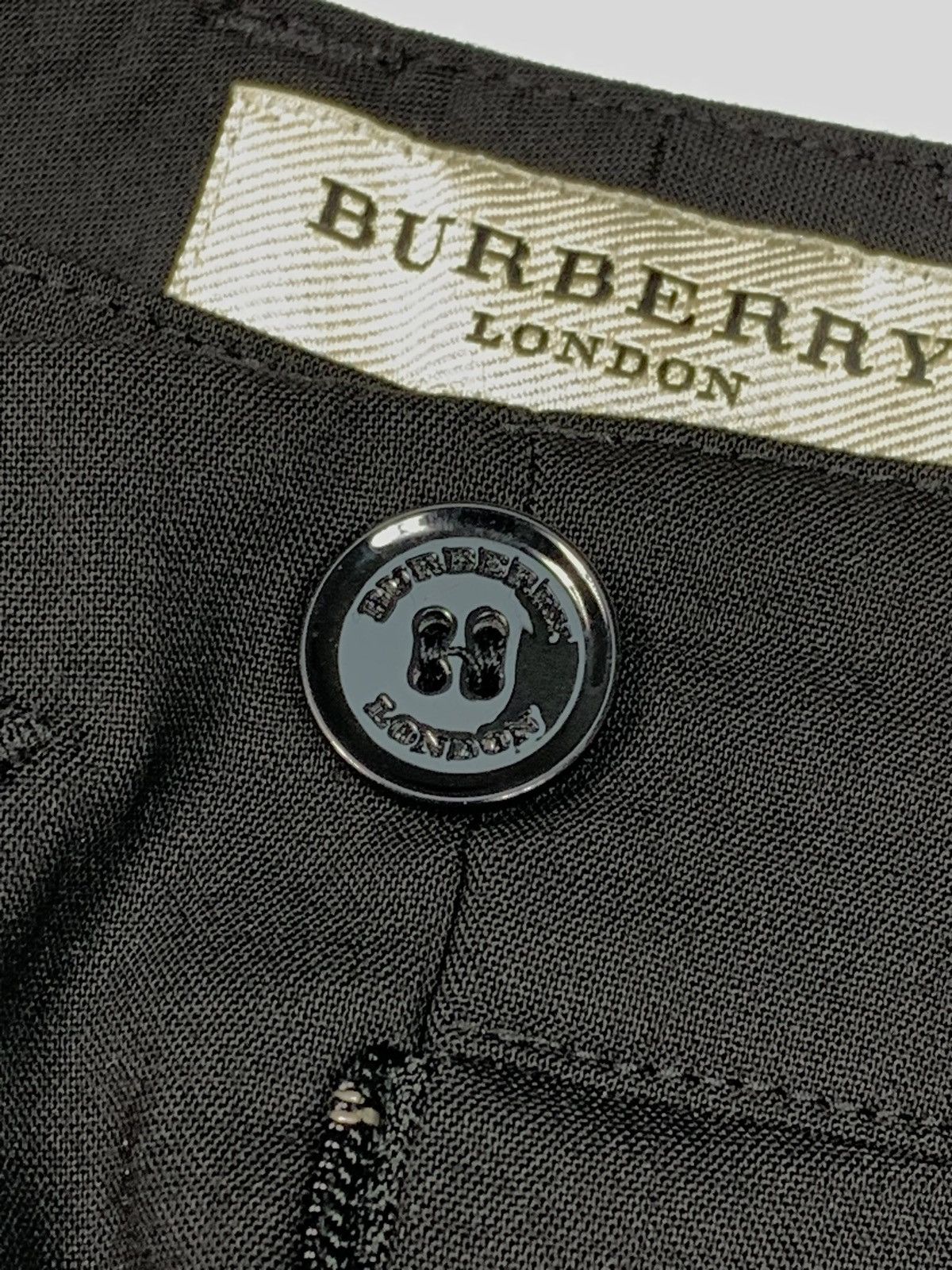 Burberry × Designer Burberry London Wool Black Dress Pants High Rise Woman Size 27" / US 4 / IT 40 - 9 Thumbnail