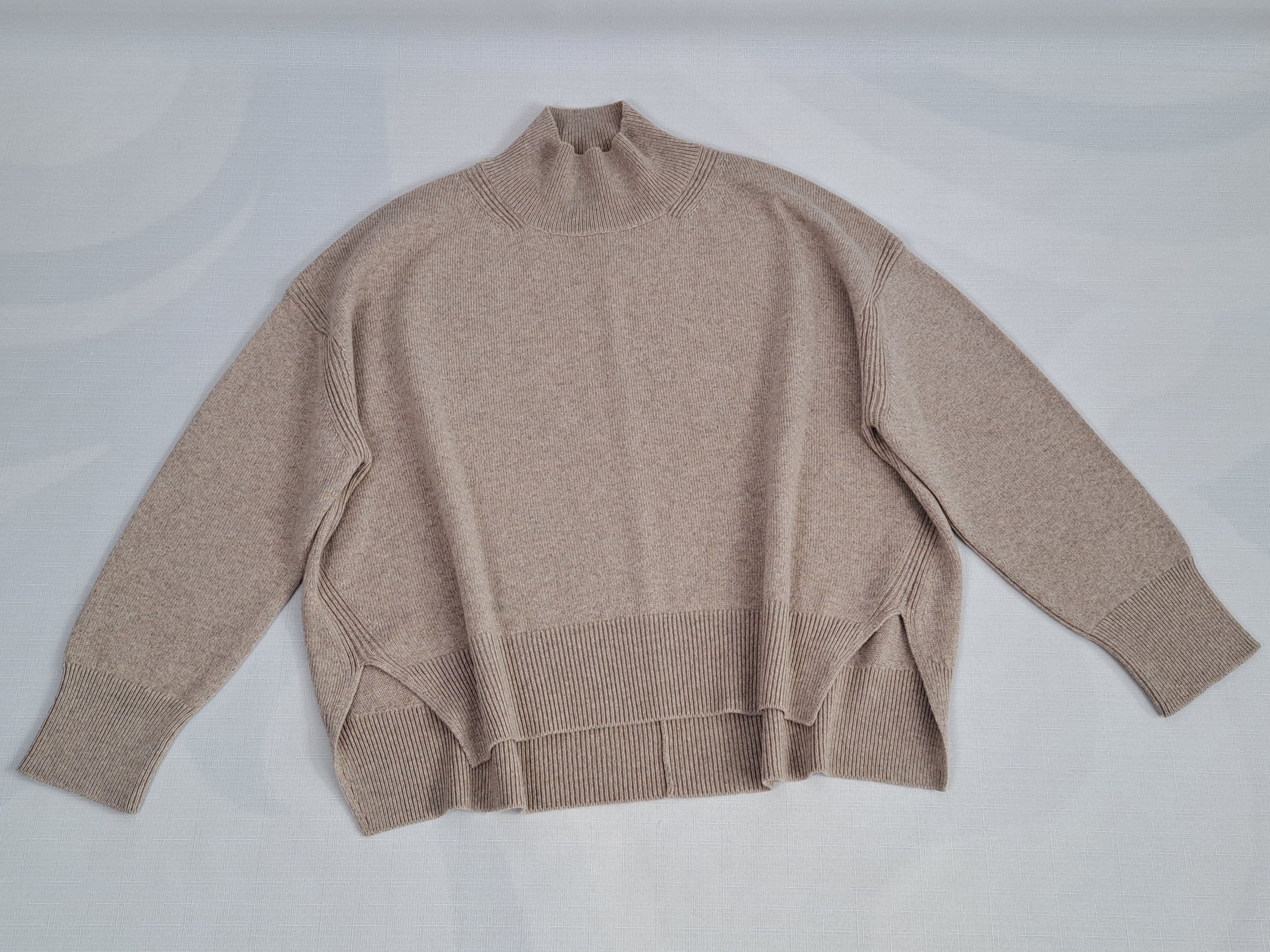 Barrie BARRIE Iconic oversized roll-neck cashmere jumper. Size L Size L / US 10 / IT 46 - 6 Thumbnail