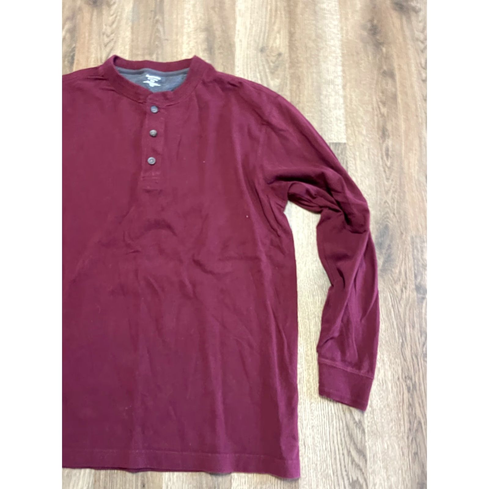 Vintage St. John's Bay Shirt Mens Size M Long Sleeve Suede Jersey Red Maroon Solid T-Shirt Fall Spring Summer Vintage No (if not vintage, omit) Size US M / EU 48-50 / 2 - 4 Thumbnail