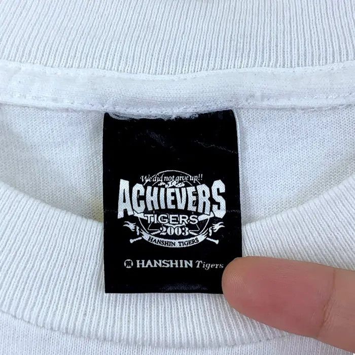 Vintage Vintage 2003 HANSHIN TIGERS ACHIEVERS Baseball Tee Shirt Size US L / EU 52-54 / 3 - 8 Thumbnail