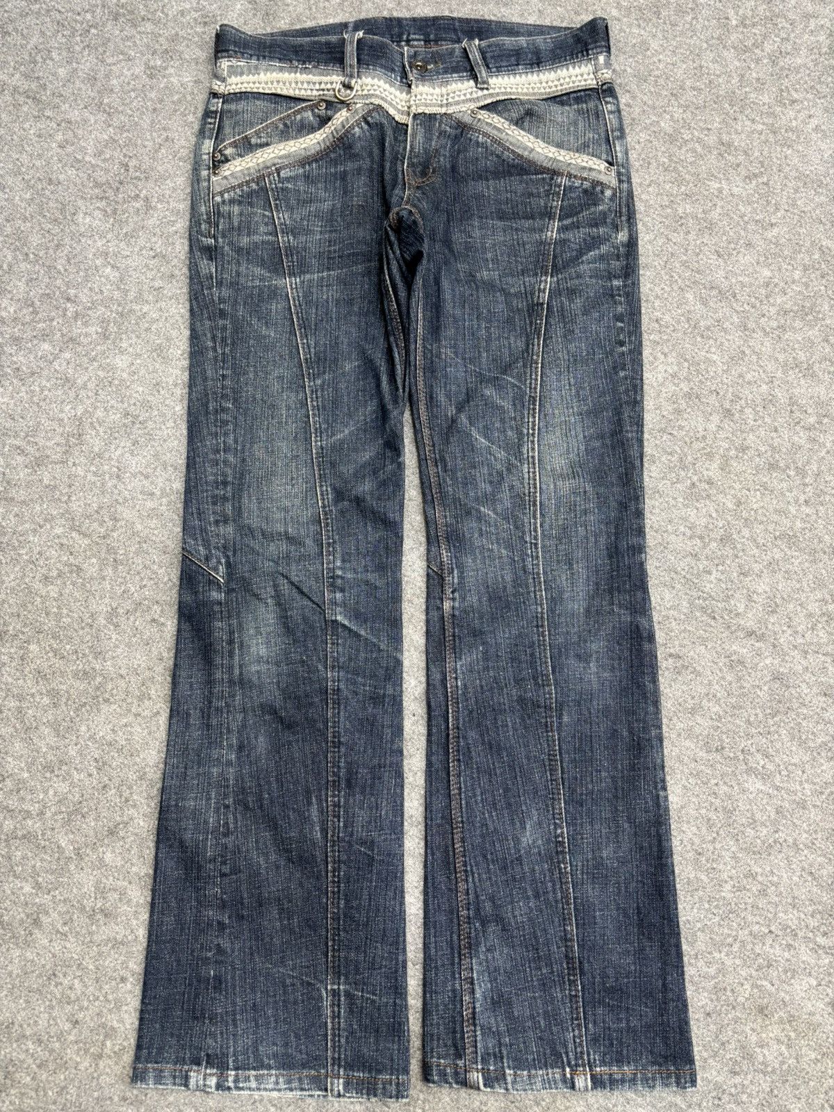 HIDEAWAYS 💥Avant Garde💥Hideaways Multiple Seam Flare Denim F621 Size US 31 - 24 Thumbnail