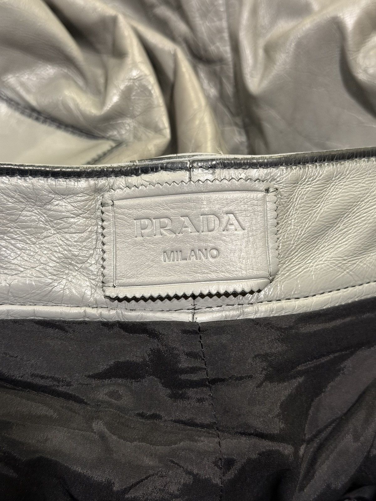 Prada Prada FW 2018 Gray Calfskin Leather Wide Side Stripe Pants Size US 33 - 15 Thumbnail