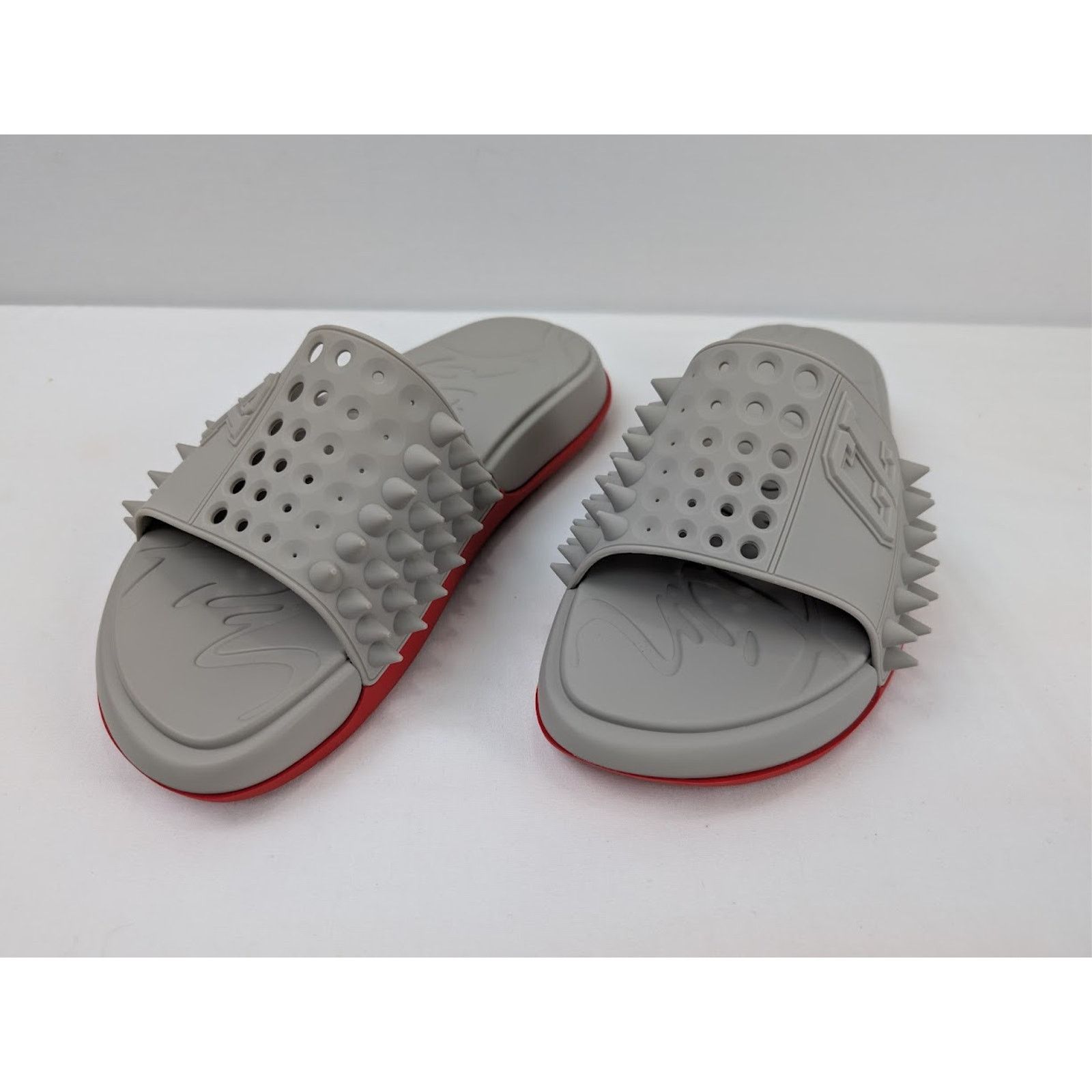 Christian Louboutin o1rshd1 Take It Easy Flat Slippers in Goose Size US 8 / EU 41 - 8 Thumbnail