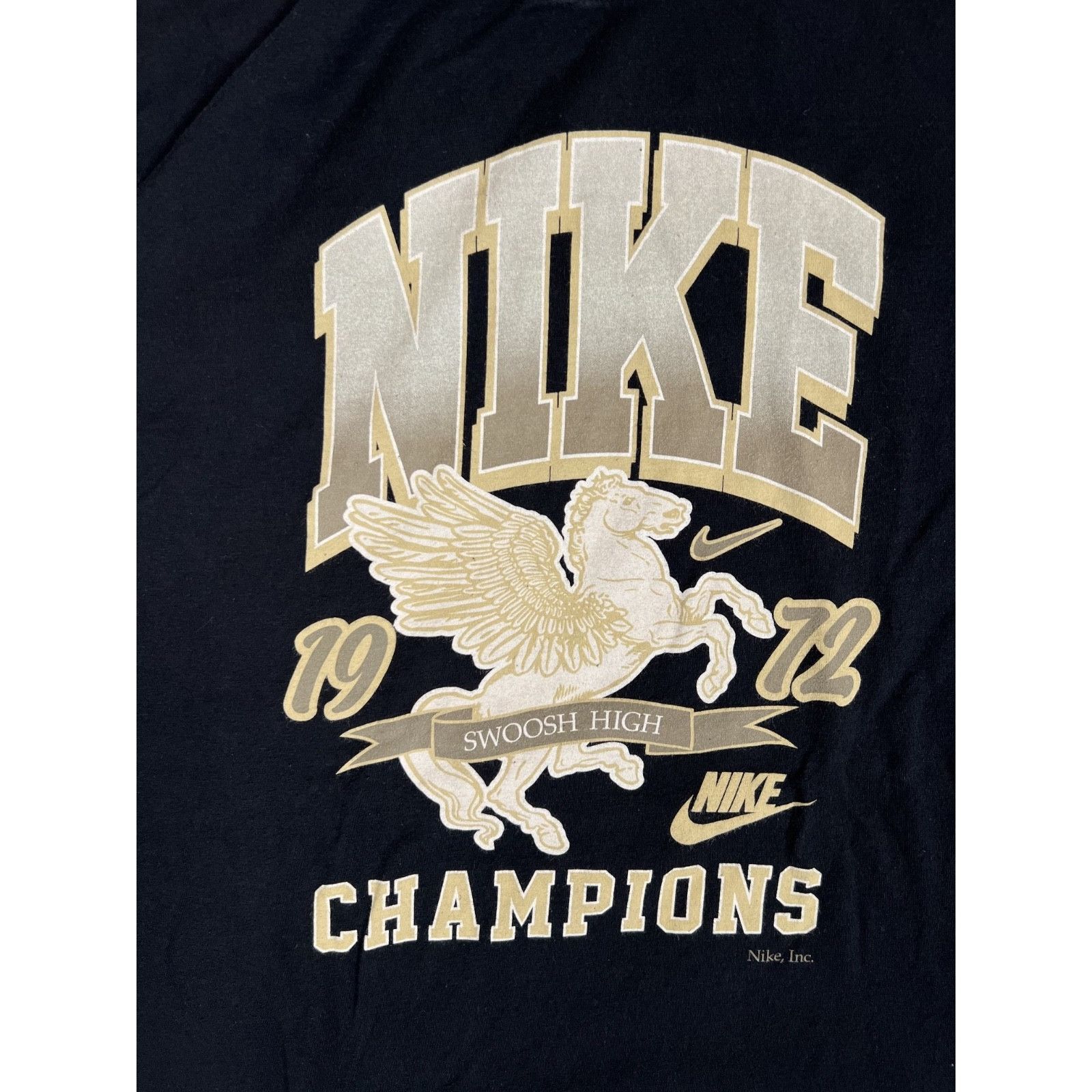 Nike Nike T-Shirt Swoosh High Champions Pegasus Graphic Size Medi Size US M / EU 48-50 / 2 - 2 Thumbnail