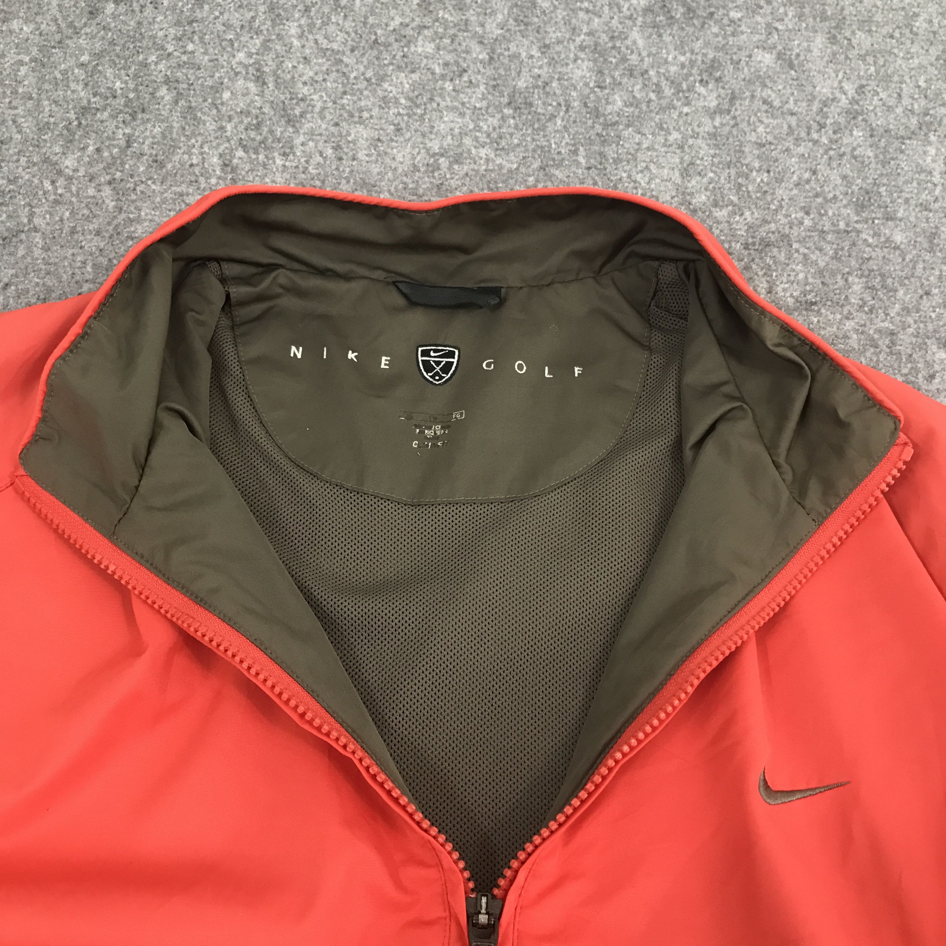 Japanese Brand Rare Nike Golf Windbreaker Zipper Jacket Size US L / EU 52-54 / 3 - 5 Thumbnail