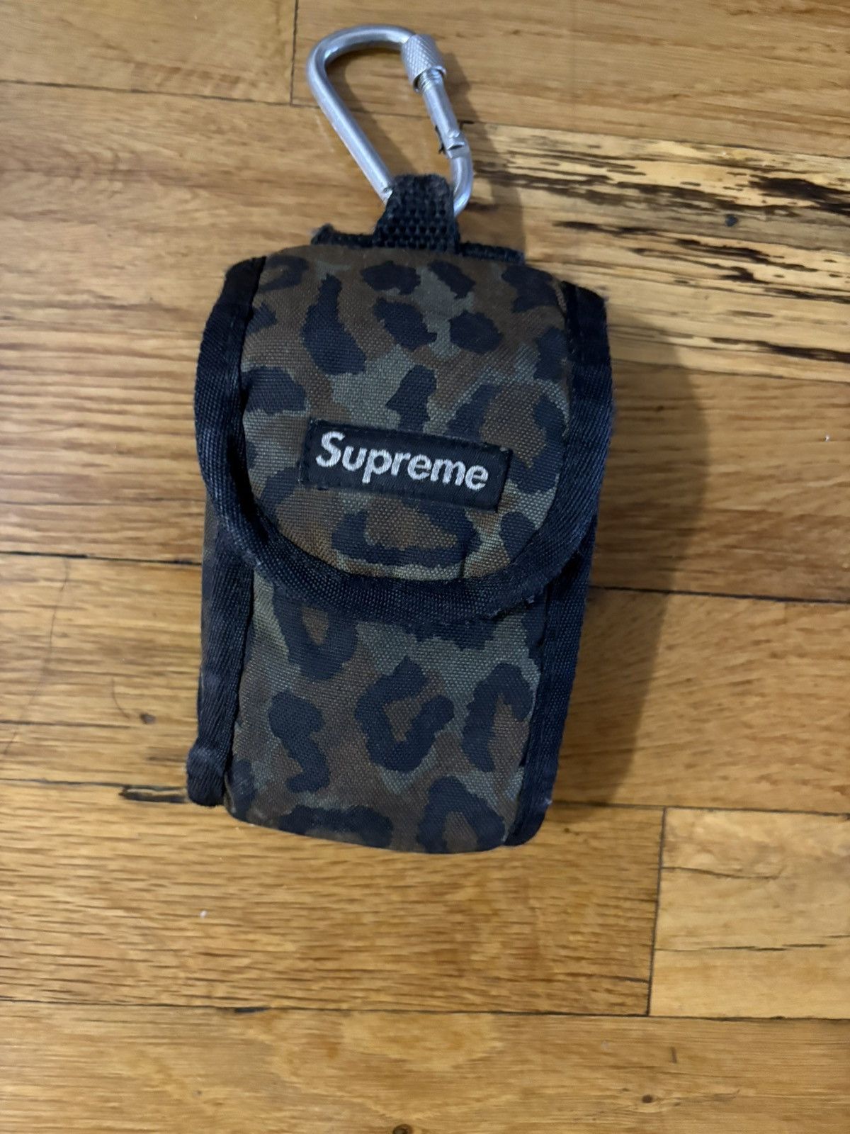 Supreme Pouch