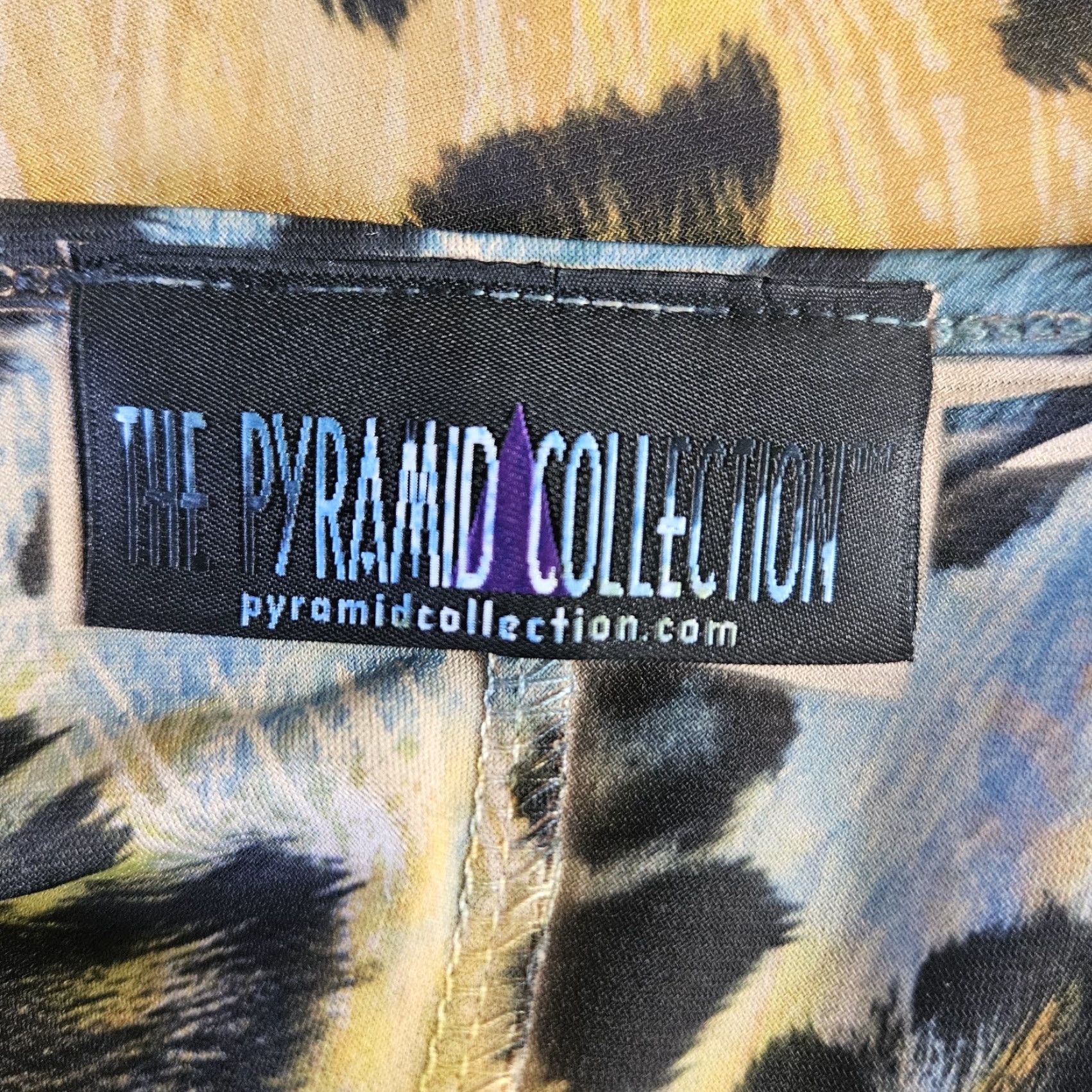 Vintage VINTAGE The Pyramid Collection Womens Top 1X Black Beige Animal Print Embellished Blouse Size XL / US 12-14 / IT 48-50 - 6 Thumbnail