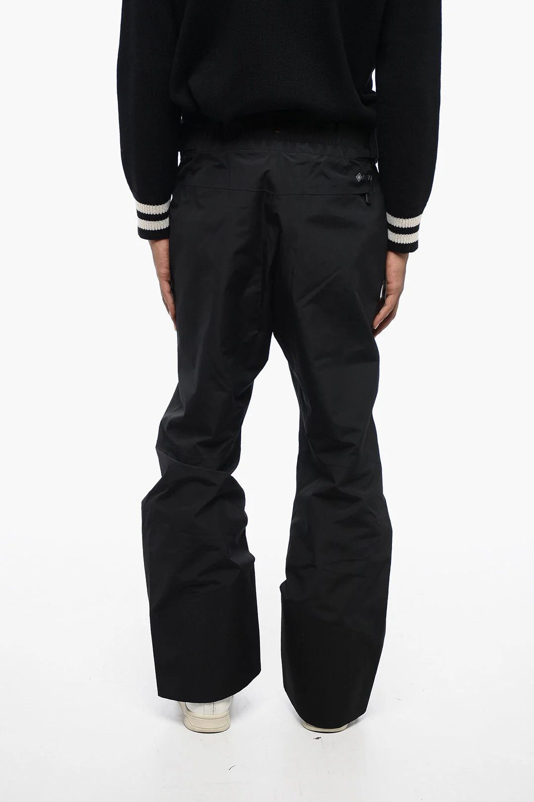 Moncler og1mm0426 Gore-Tex Ski Pant in Black Size US 32 / EU 48 - 2 Thumbnail