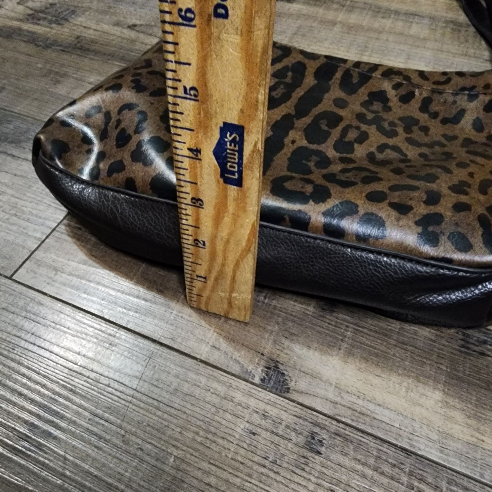 Relic Leopard print Relic purse handbag pockets good condition E Size ONE SIZE - 4 Thumbnail