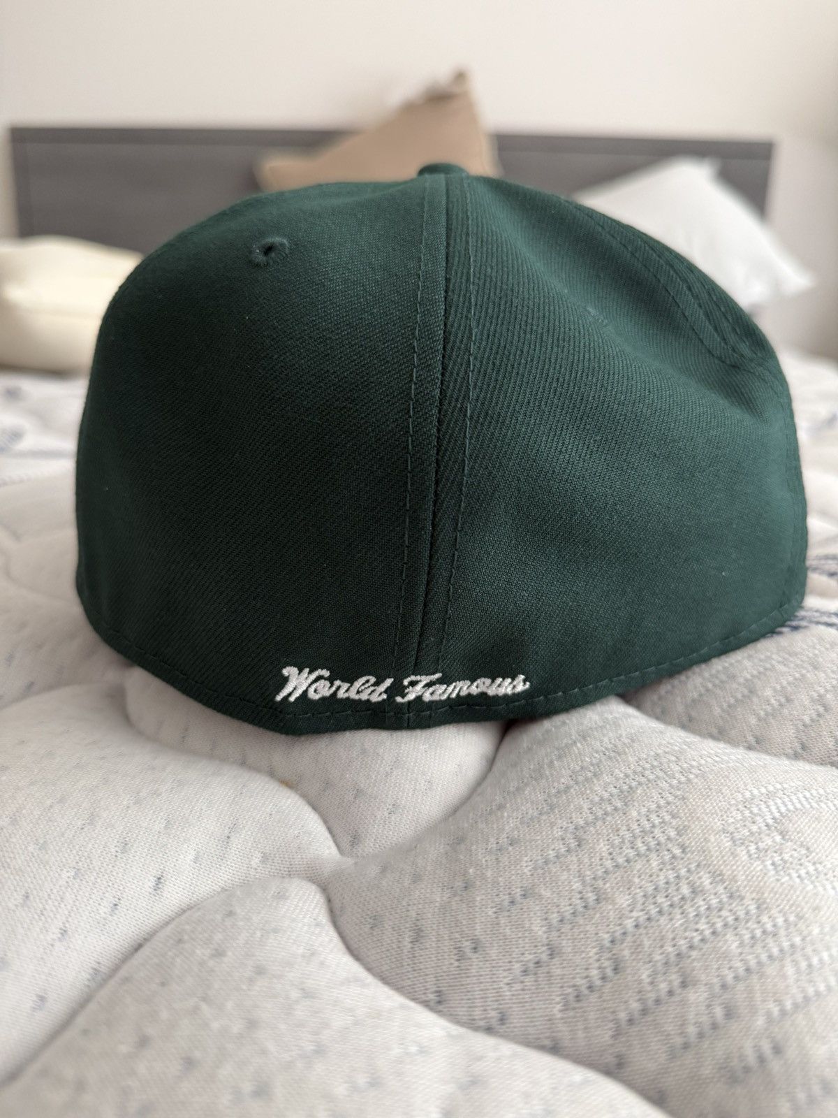 New Era × Supreme Supreme x New Era Box Logo Fitted 7 1/4 “London” Size ONE SIZE - 4 Thumbnail