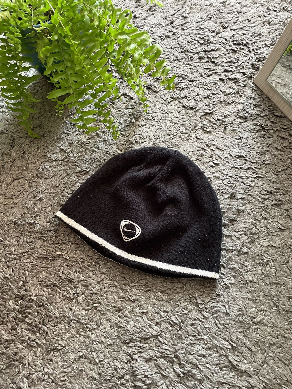 Nike × Vintage 00s Nike Beenie Hat Vintage Streetwear Logo Swoosh Rare Size ONE SIZE - 4 Thumbnail