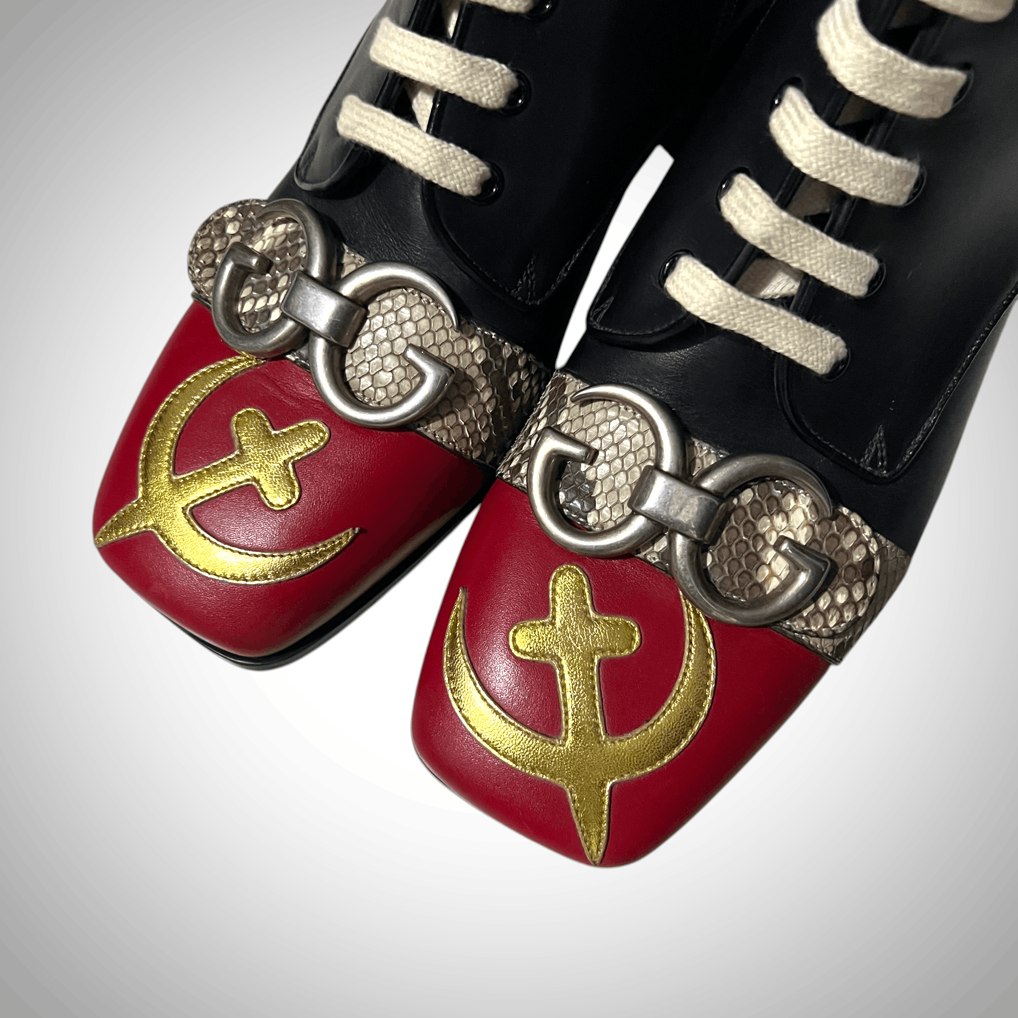 Gucci Gucci FW17 Pierced Moon USSR Communist Boots Size US 9 / EU 42 - 2 Thumbnail