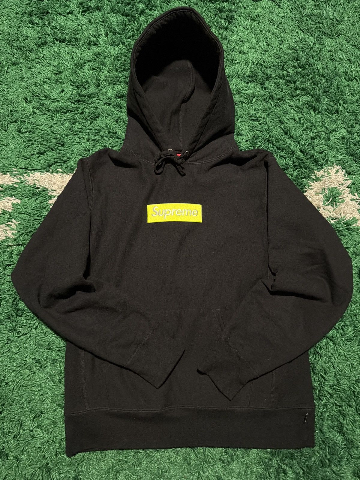 Supreme Supreme Box Logo Hoodie Black/Lime Fall/Winter 2017 Size US M / EU 48-50 / 2 - 1 Thumbnail