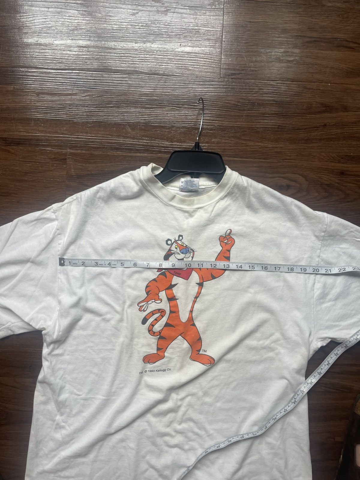 Hanes × Vintage Vintage Kelloggs Men's XL T-shirt Tony The Tiger Tshirt Size US XL / EU 56 / 4 - 6 Thumbnail