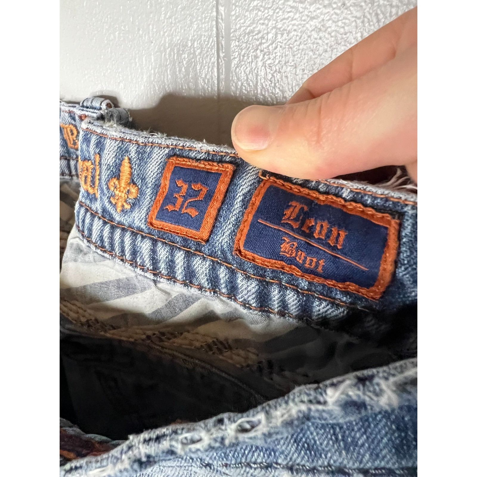 Rock Revival Rock Revival Jeans Men's 32X31 Bootcut Distressed Embroidere Size US 32 / EU 48 - 3 Thumbnail