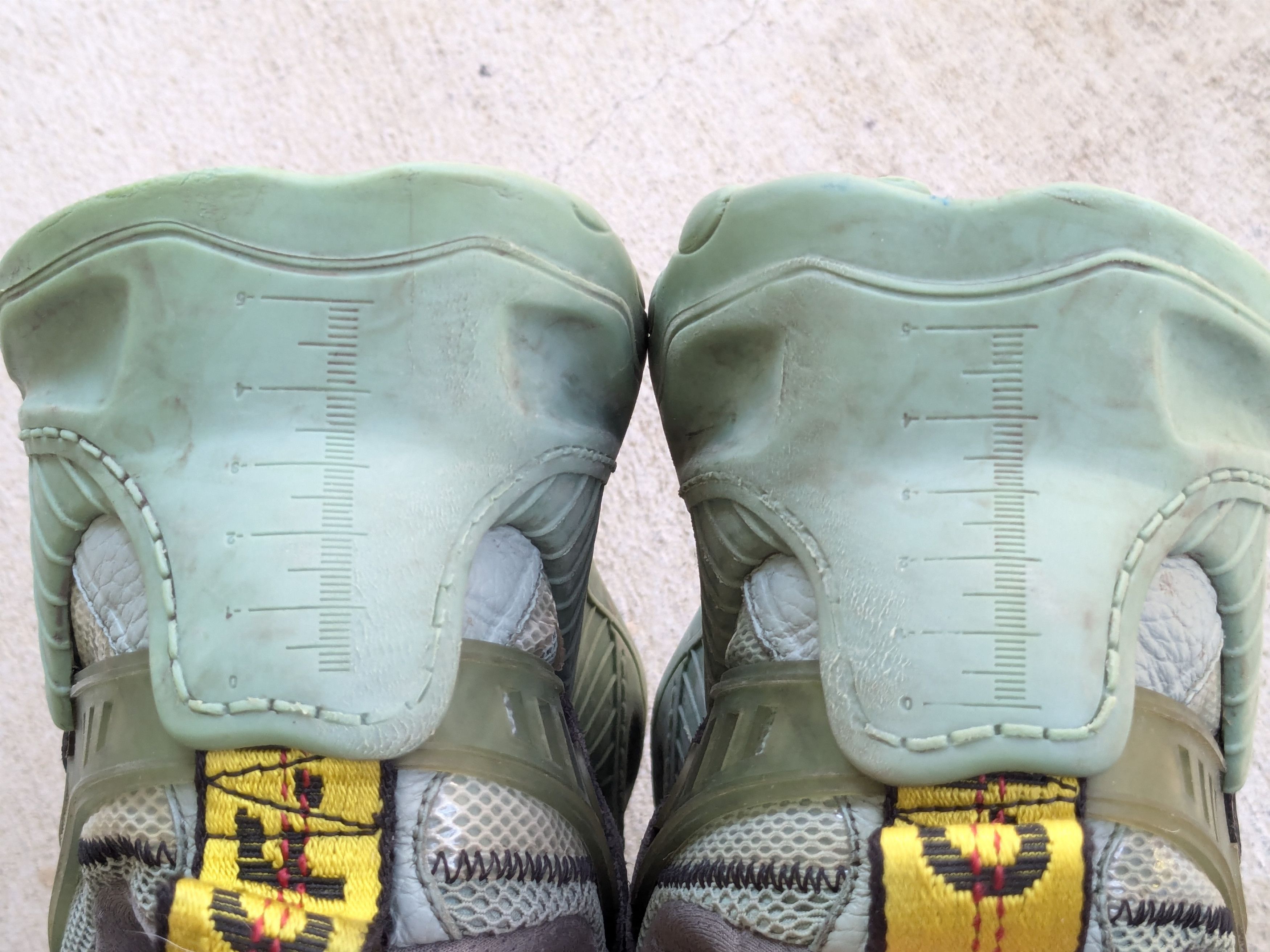 Off-White Off-White Odsy-1000 Sneakers Gray Green 7 40 Virgil Abloh Size US 7 / EU 40 - 14 Thumbnail