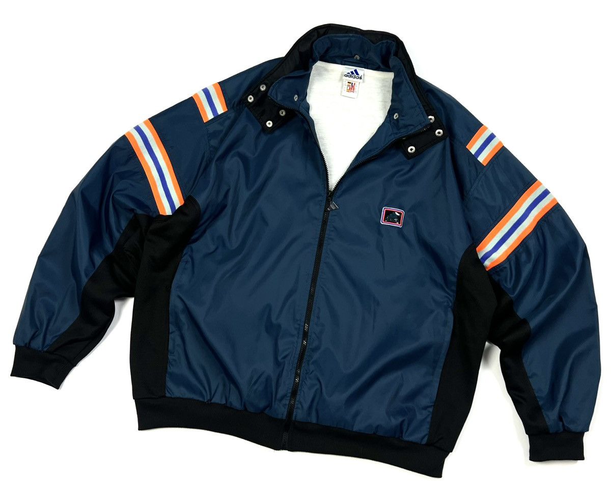Adidas × Vintage Vintage Adidas Oversized Nylon Windbreaker Jacket Size XL Size US XL / EU 56 / 4 - 2 Thumbnail