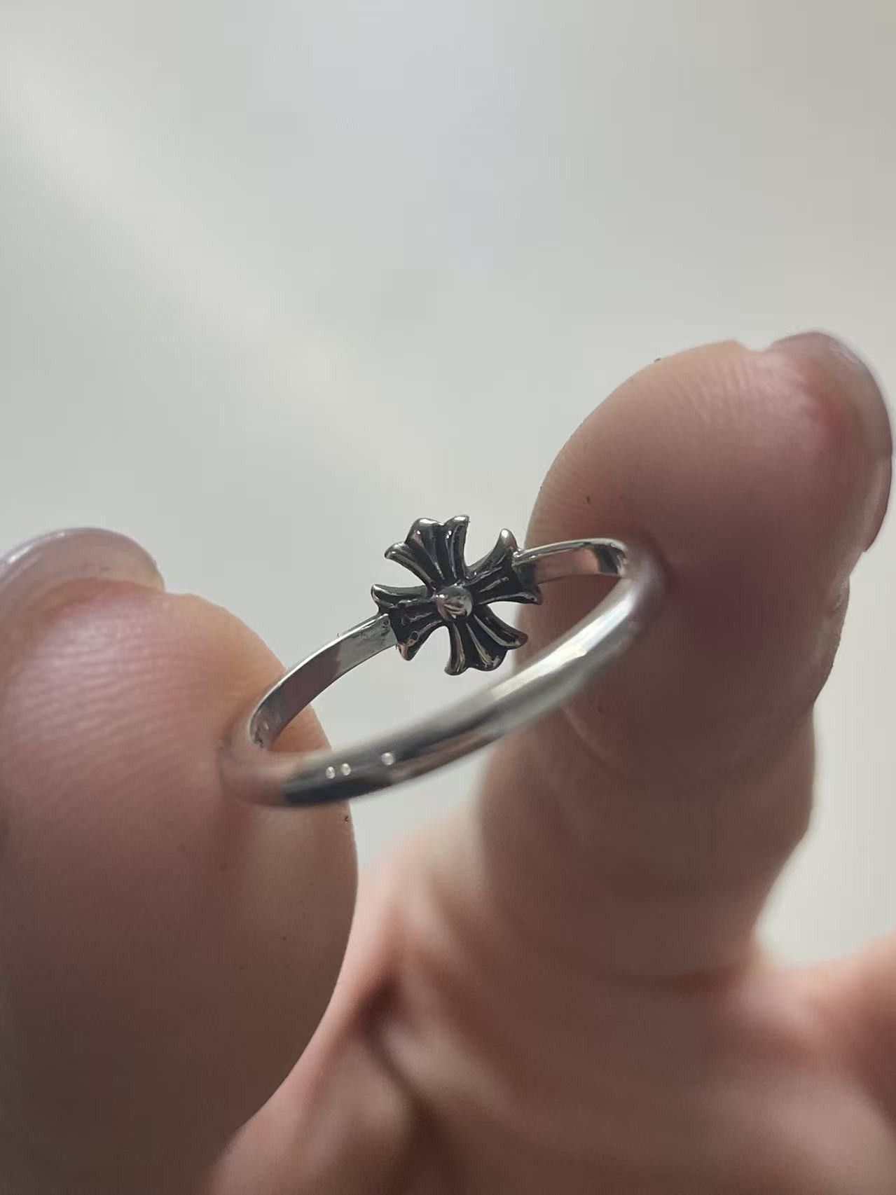 Chrome Hearts Chrome Hearts Silver Bubblegum Cross Ring Size ONE SIZE - 9 Thumbnail