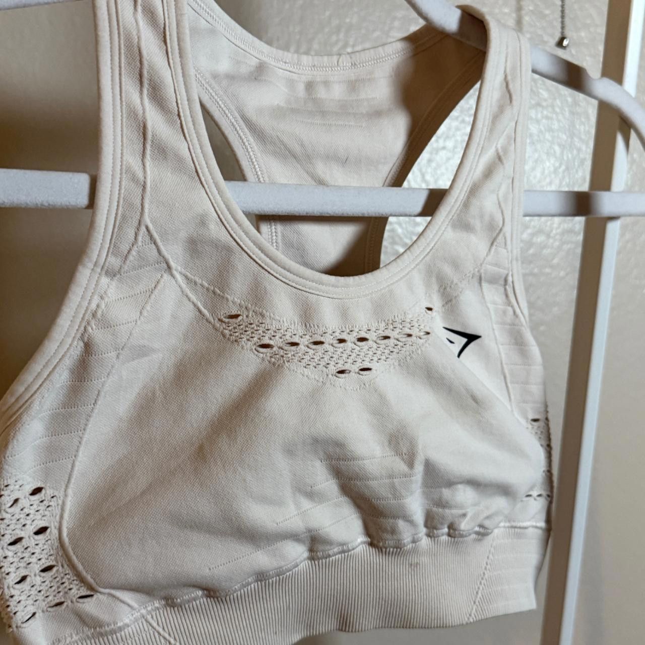 Gymshark GYMSHARK cream sports bra Size ONE SIZE - 2 Thumbnail