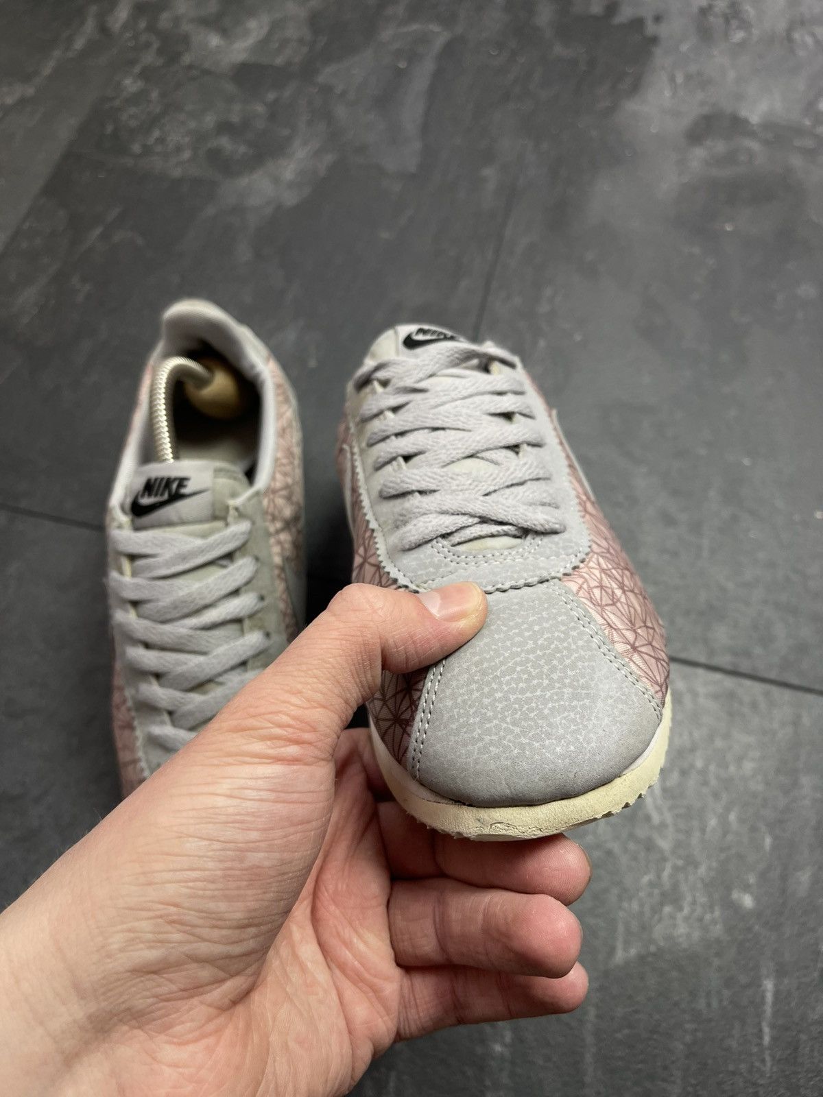 Nike × Streetwear × Vintage Vintage rare Nike Cortez low top sneakers Size US 7 / EU 40 - 7 Thumbnail