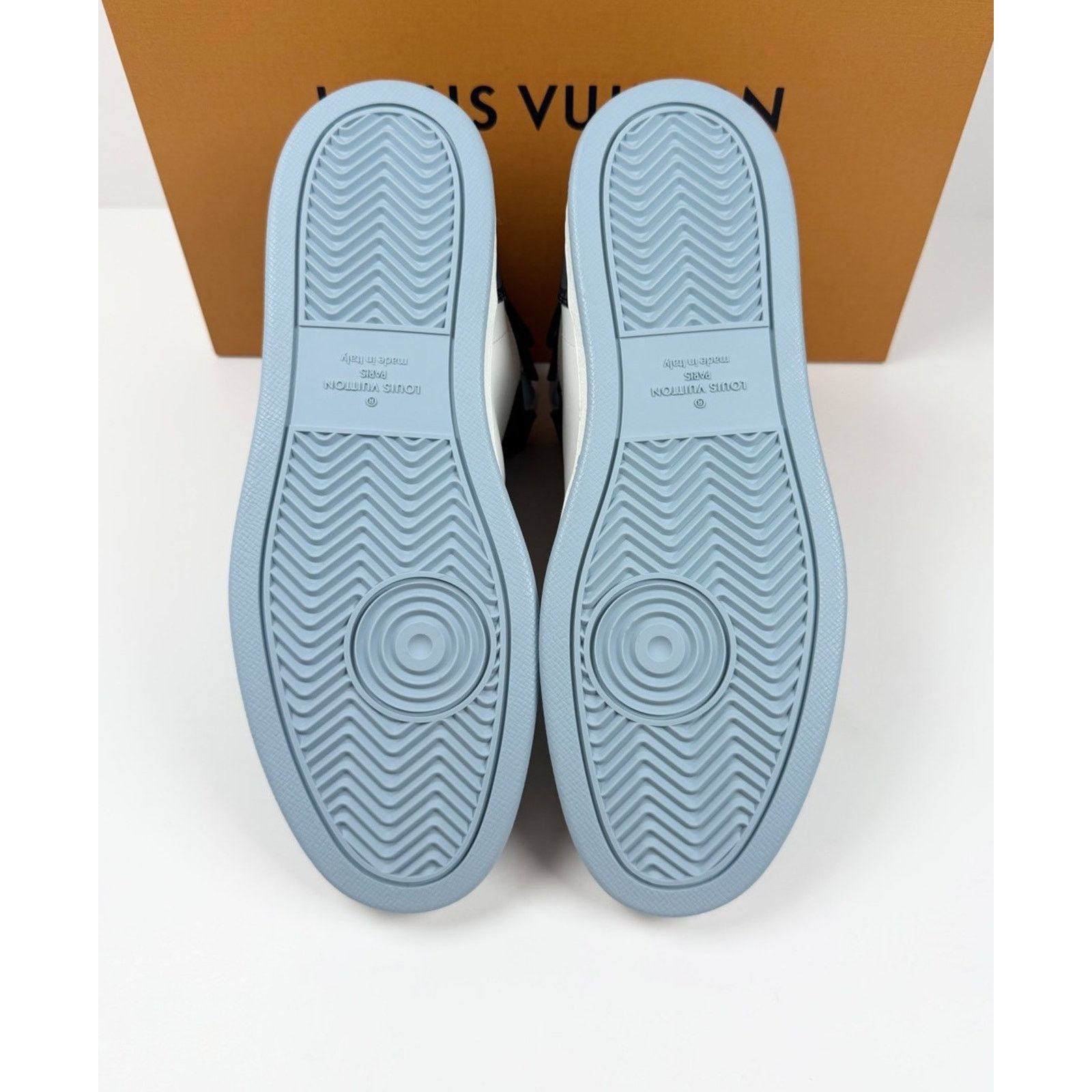 Louis Vuitton Size 7UK/8US - Louis Vuitton Monogram Rivoli High Top NEW! Size US 8 / EU 41 - 7 Thumbnail