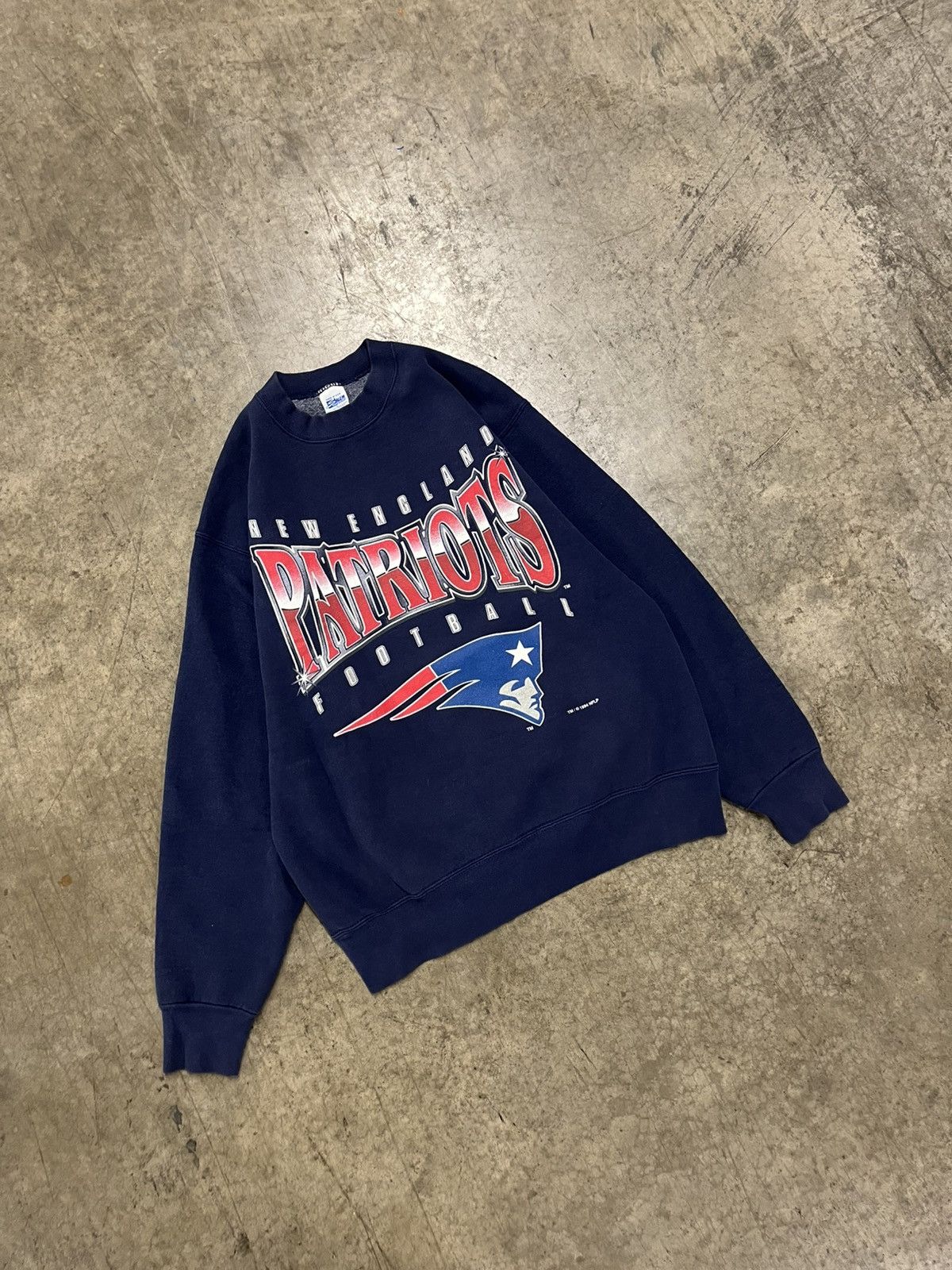 NFL × Vintage Vintage New England patriots 90s sweatshirt rare sports Size US L / EU 52-54 / 3 - 2 Thumbnail