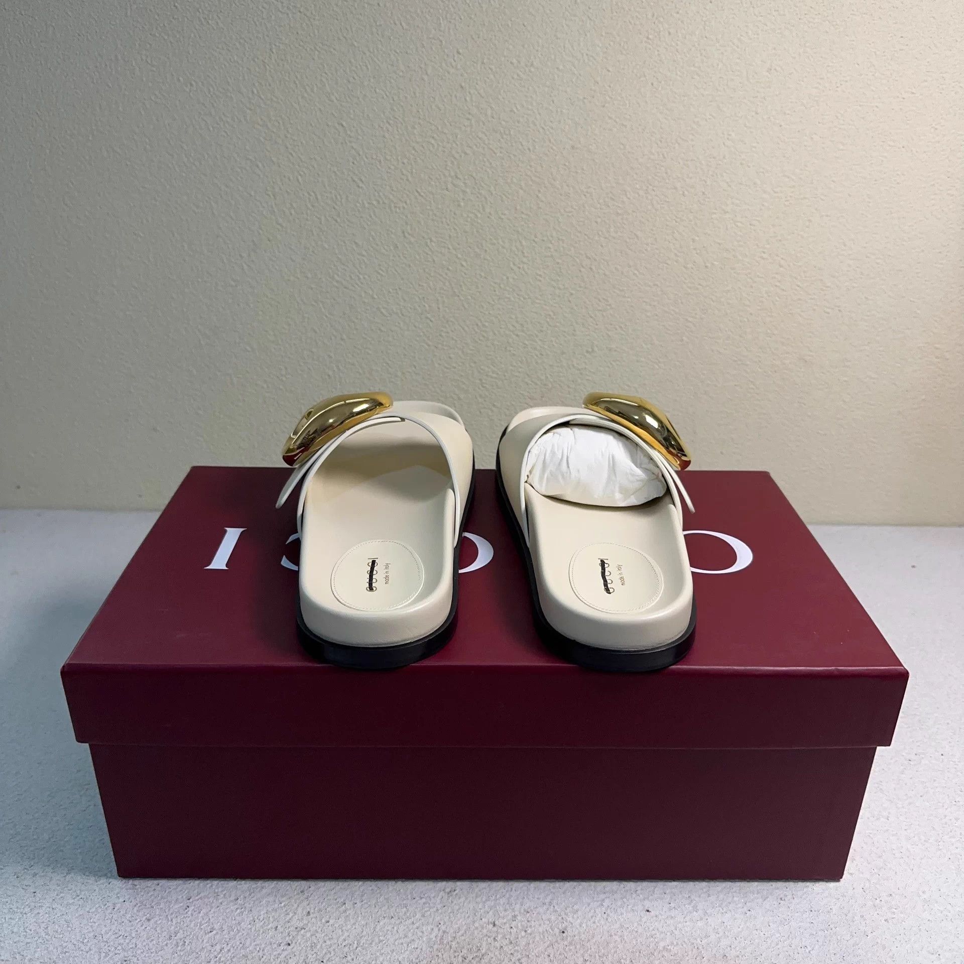 Gucci GUCCI Women's White Metal Buckle Slides 36 Size US 6 / IT 36 - 3 Thumbnail
