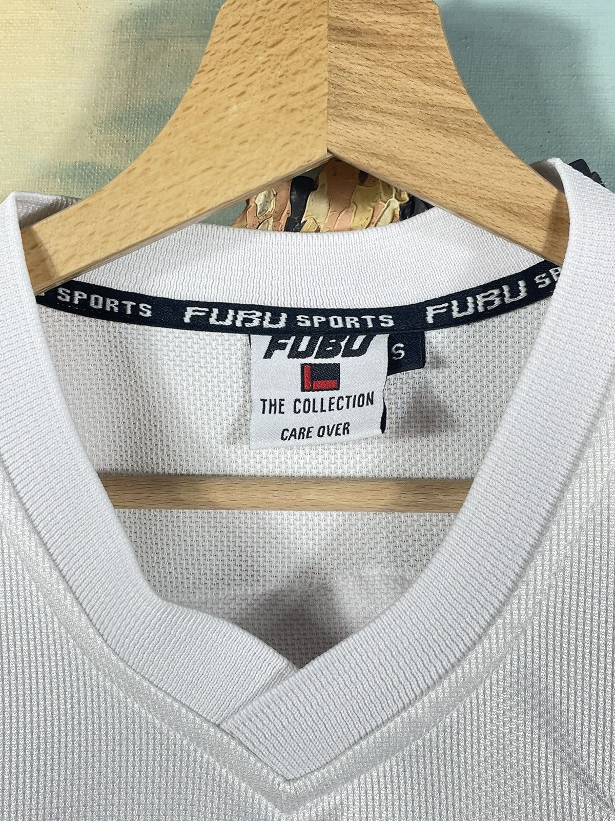 Fubu × Vintage White Retro 00s Fubu T shirt Tee Jersey Skate Baggy Loose Size US M / EU 48-50 / 2 - 7 Thumbnail