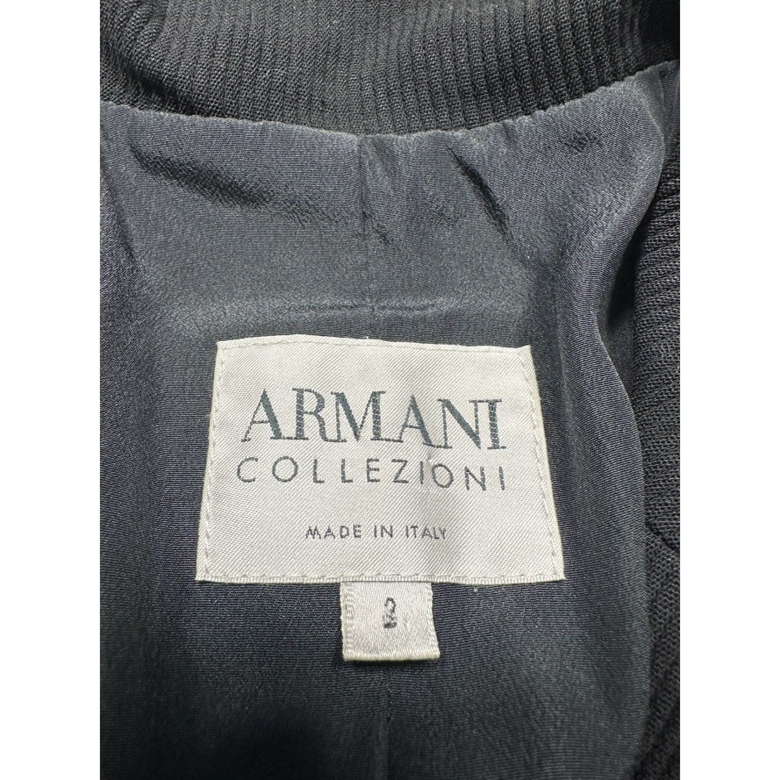 Armani Armani Collezioni Blazer Women Long Sleeve 2 Black V-Neck 3 Button Wool Blend Blazer Size XS / US 0-2 / IT 36-38 - 3 Thumbnail