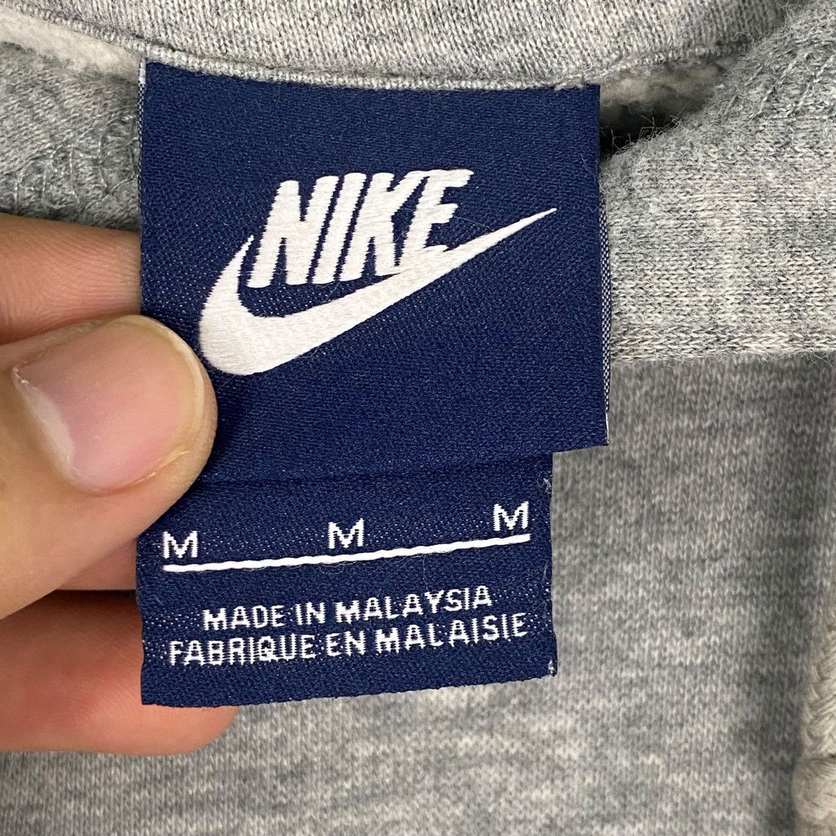 Other Vintage Nike Hoodie Sweater Big Logo Gray Pullover Size M Size US M / EU 48-50 / 2 - 6 Thumbnail
