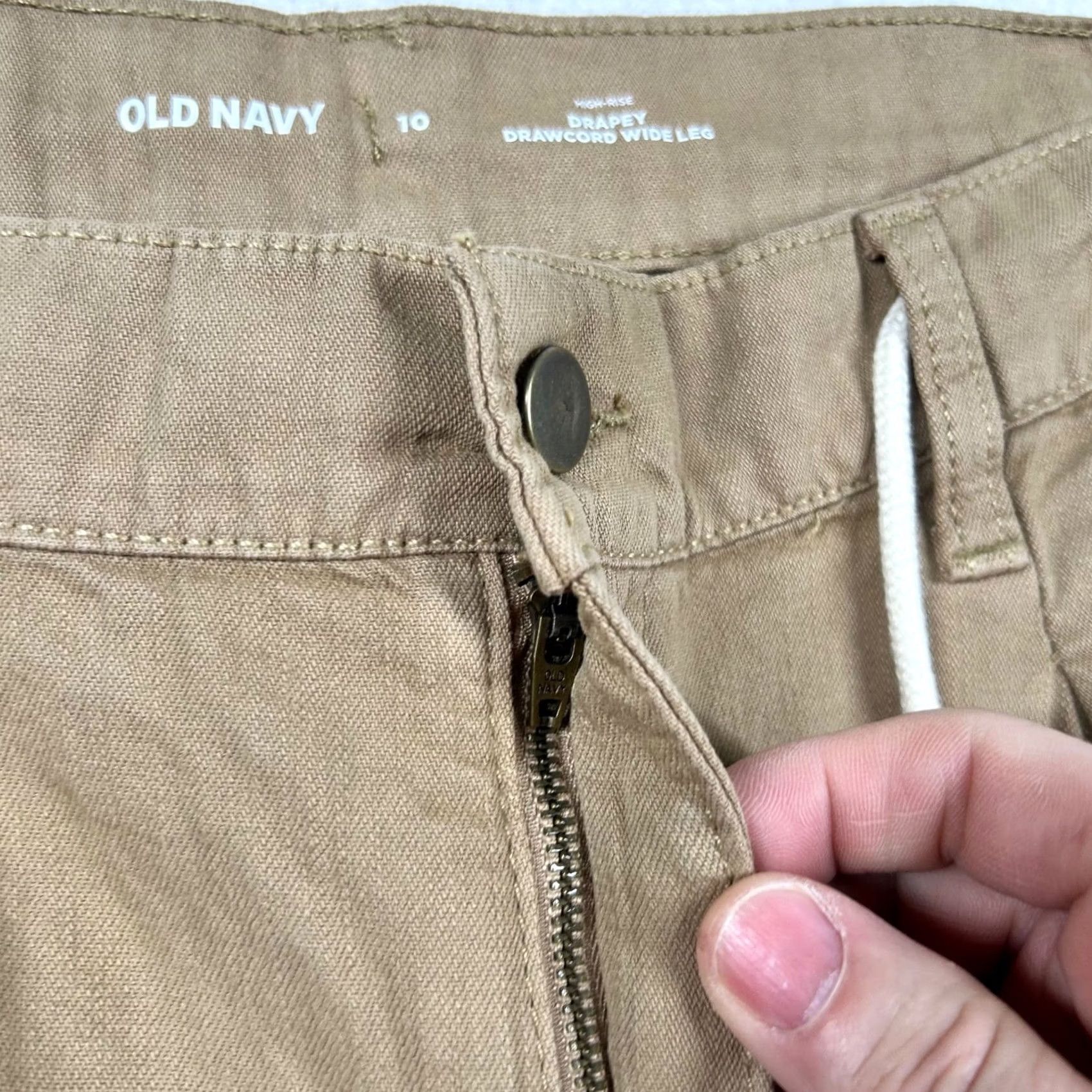 Old Navy Old Navy Pants Women High Rise Drapey Drawcord Wide Leg Baggy Tan Canvas Size 32" / US 10 / IT 46 - 3 Thumbnail