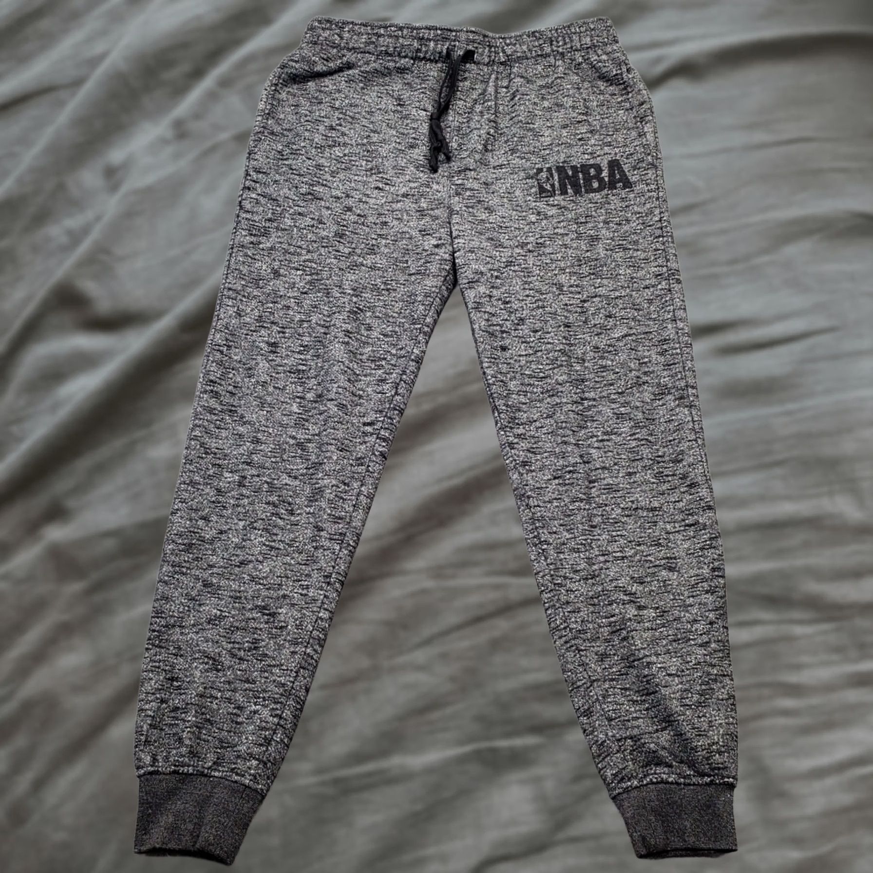 NBA NBA Sweatpants Mens L Space Dye Stretch Tapered Drawstring Waist Regular 31.5in Waist Multicolor Shorts? Size US 33 - 1 Thumbnail