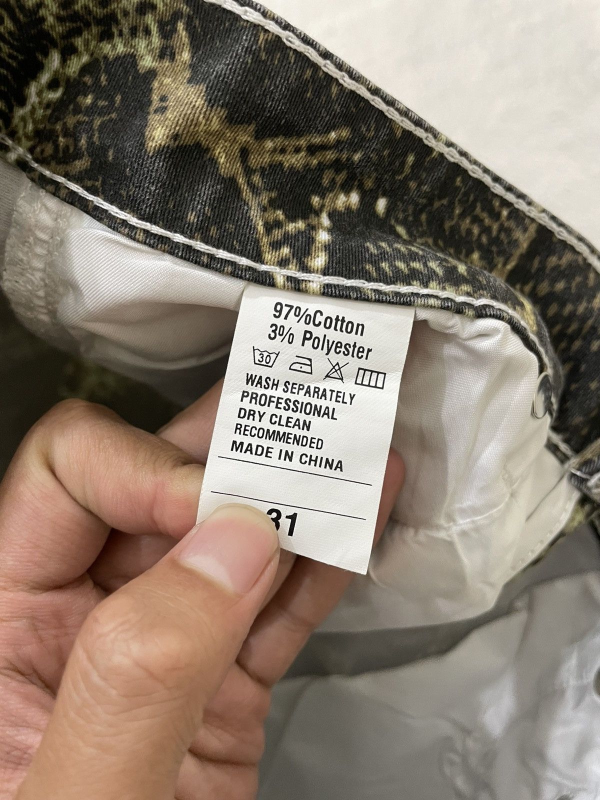Le Grande Bleu (L.G.B.) 2000s Snake Print Denim Pants Y2K Streetwear Size US 29 - 6 Thumbnail