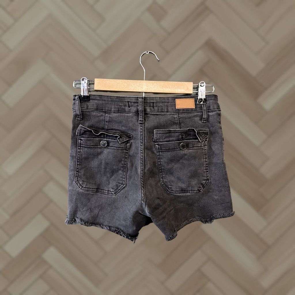 Denime Judy Blue Womens Denim Shorts Cut-Off Size 2 Blue Shorts Womens 2 Judy Blue Size 26" / US 2 / IT 38 - 1 Thumbnail