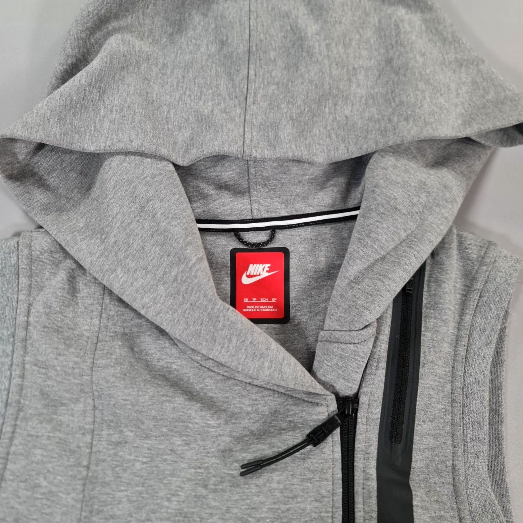 Nike Nike Womens Tech Fleece Hoodie Grey XS Sleeveless Vest Heather 689067 091 Size XS / US 0-2 / IT 36-38 - 2 Thumbnail