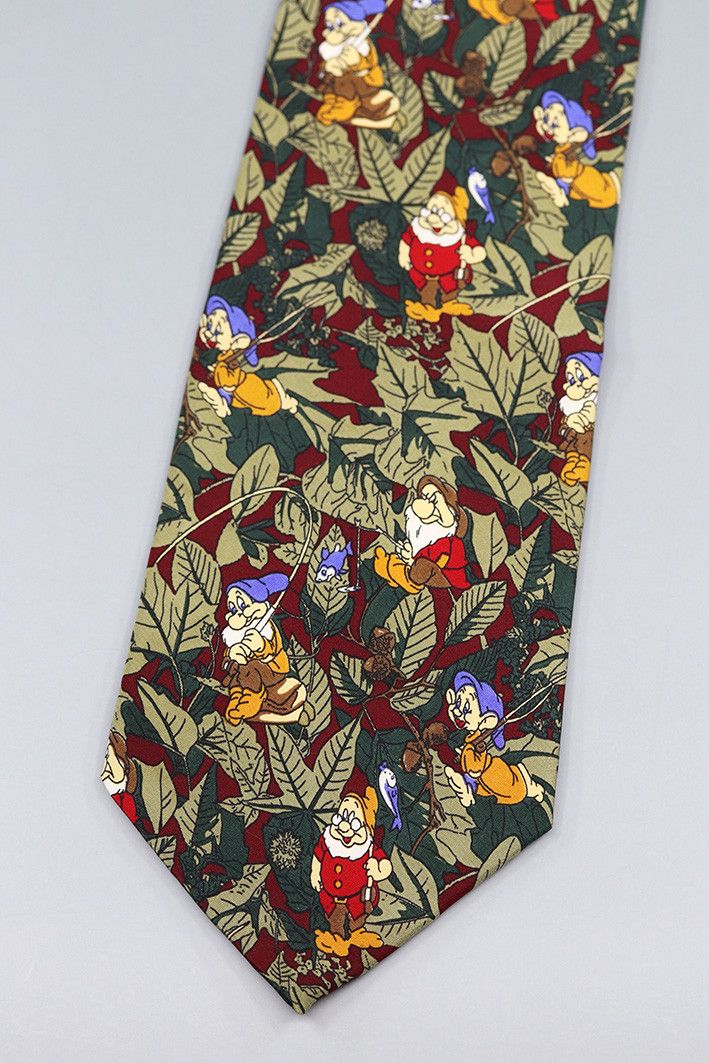 Disney Vintage Disney Silk Tie – Snow White & the Seven Dwarfs Size ONE SIZE - 1 Thumbnail