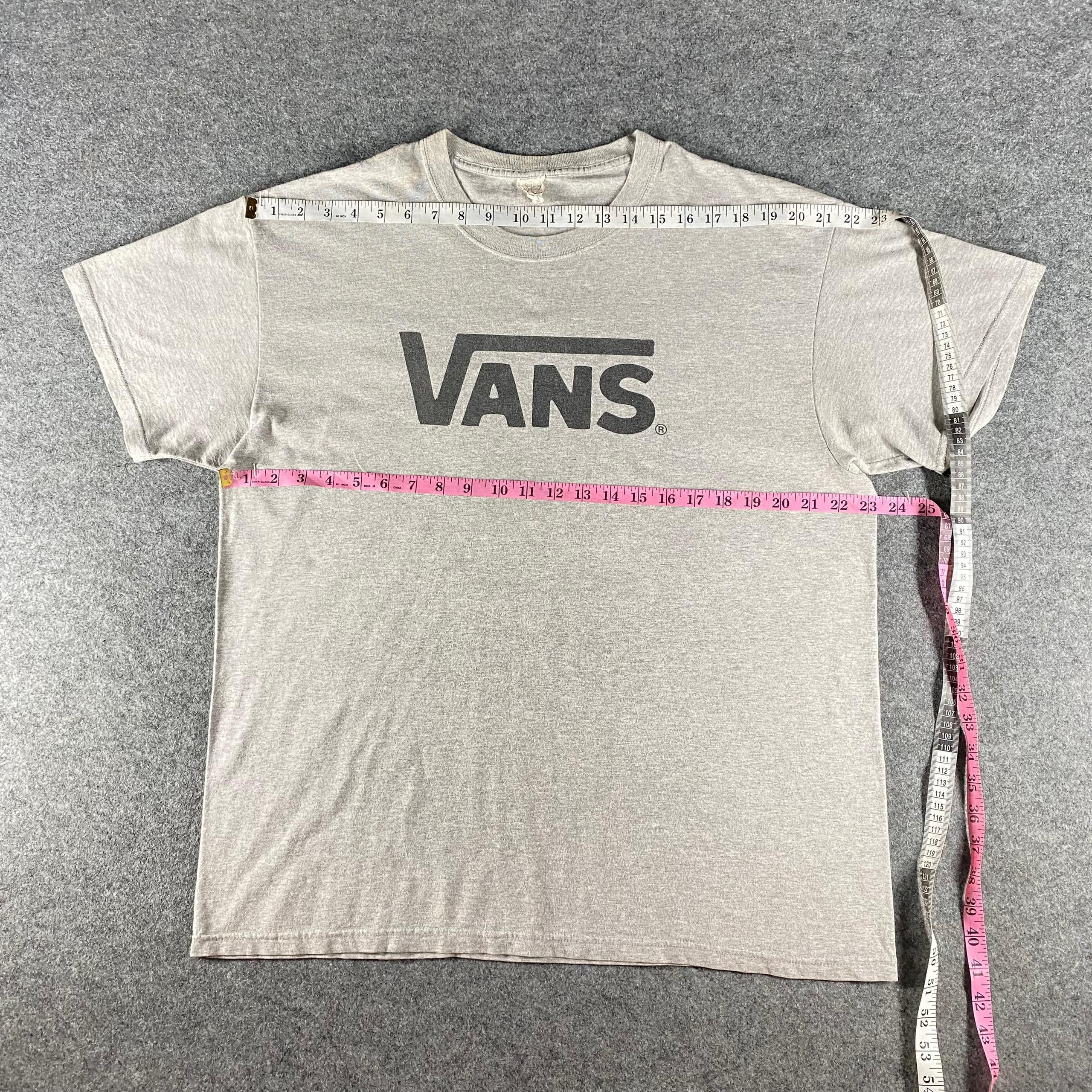 Vans Vintage Vans Off The Wall Spell Out Tshirt Size US L / EU 52-54 / 3 - 3 Thumbnail