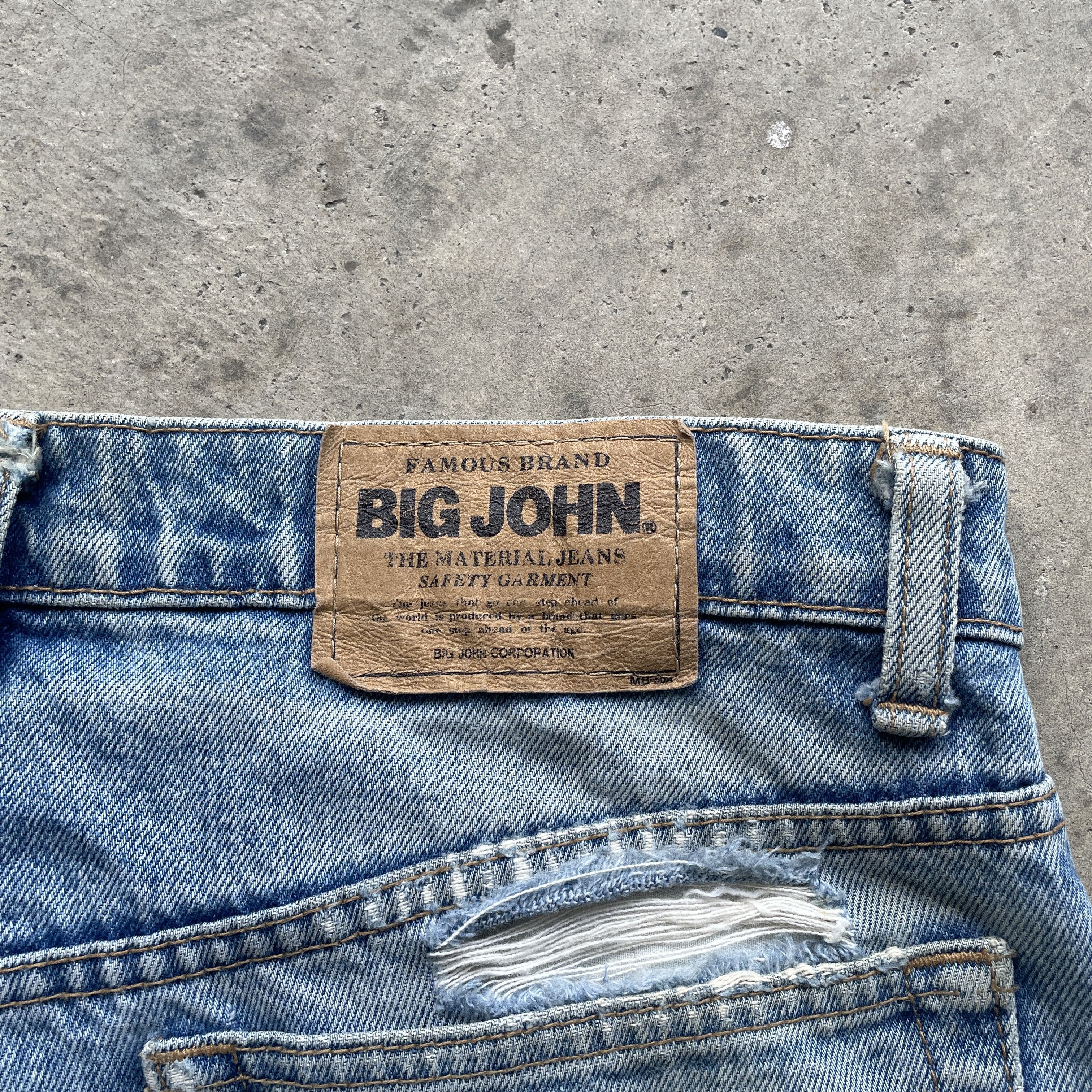 Japanese Brand VINTAGE JAPAN BRAND DISTRESSED JEANS FADED PANTS DENIM W33 Size US 33 - 8 Thumbnail