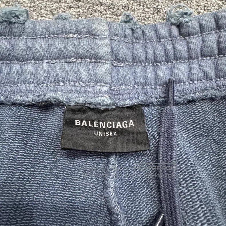 Balenciaga Balenciaga size S Crystal Lettering Sports Pants Size US 27 - 2 Thumbnail