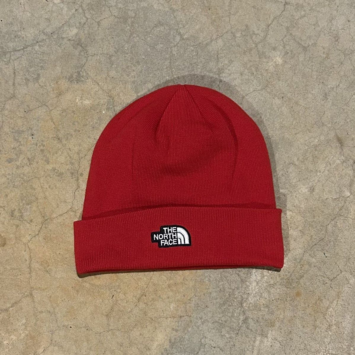 The North Face The North Face Dock Worker Logo Patch Cuffed Beanie Size ONE SIZE - 1 Thumbnail