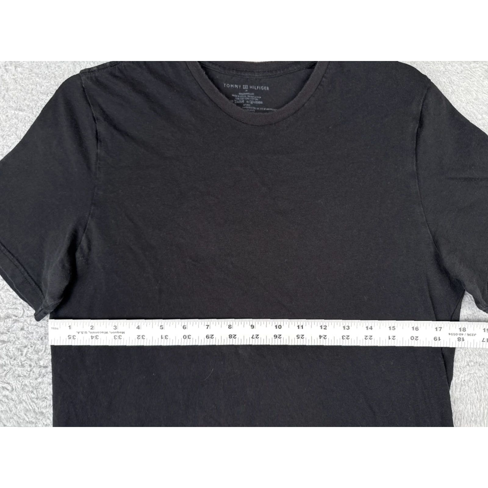 Tommy Hilfiger Tommy Hilfiger Shirt Adult Medium Black Short Sleeve Crew Neck Cotton SlimREAD Size US M / EU 48-50 / 2 - 7 Thumbnail