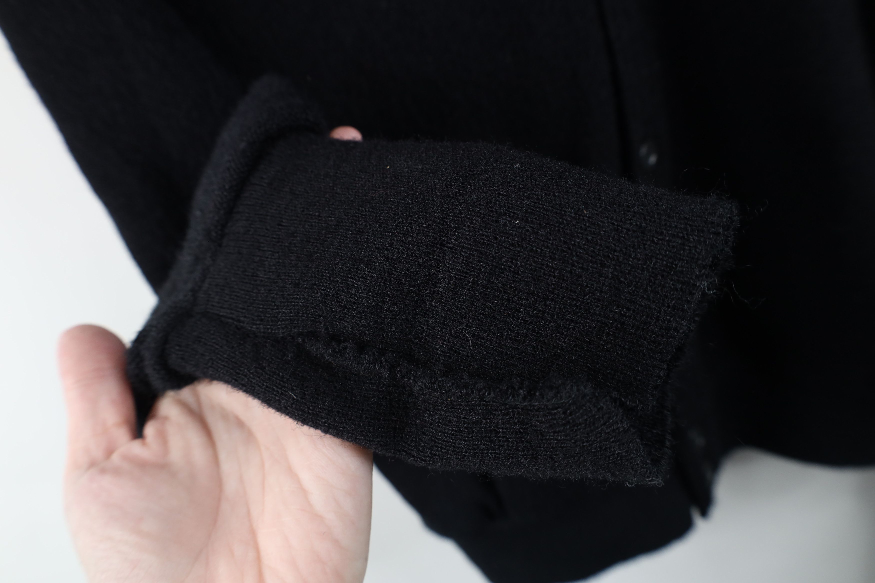 Vintage Vintage 70s Streetwear Cobain Cardigan Sweater Black USA Size US M / EU 48-50 / 2 - 8 Thumbnail