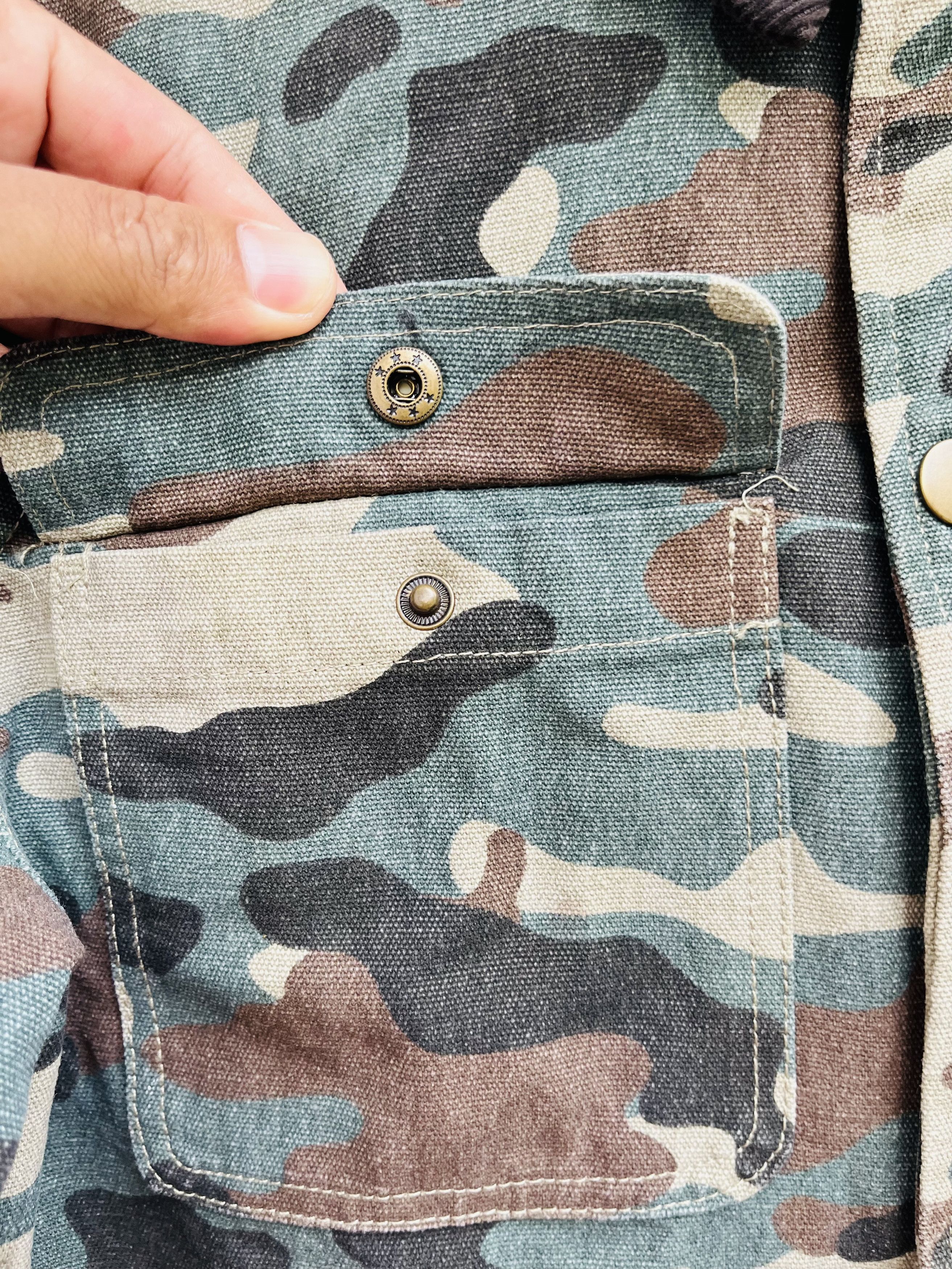 Japanese Brand Vintage DWFH Spider Duck Camouflage Fashion Style Size US M / EU 48-50 / 2 - 11 Thumbnail
