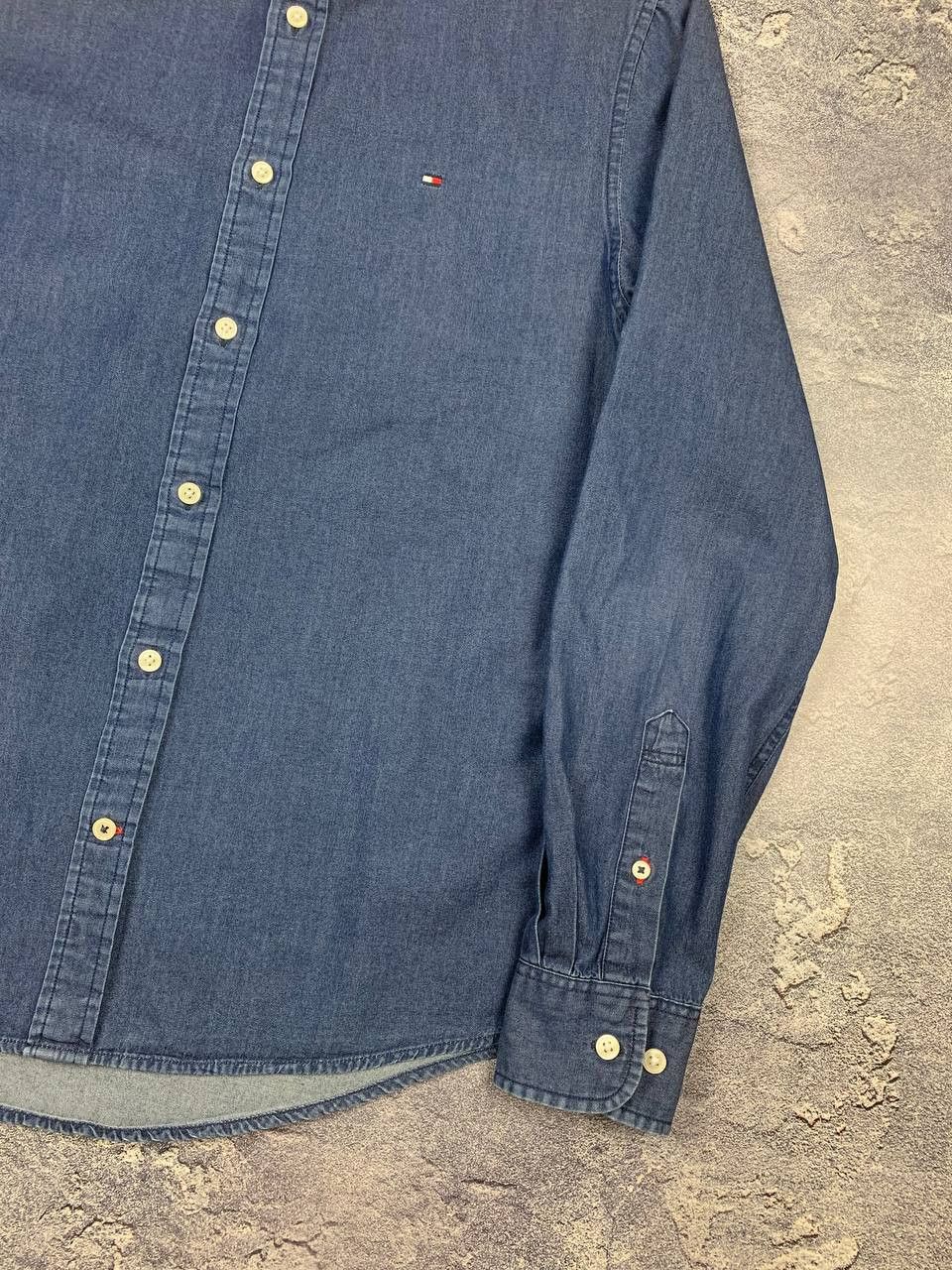 Tommy Hilfiger Tommy Hilfiger Mens Blue Denim Cotton Button Down Shirt Size US S / EU 44-46 / 1 - 5 Thumbnail