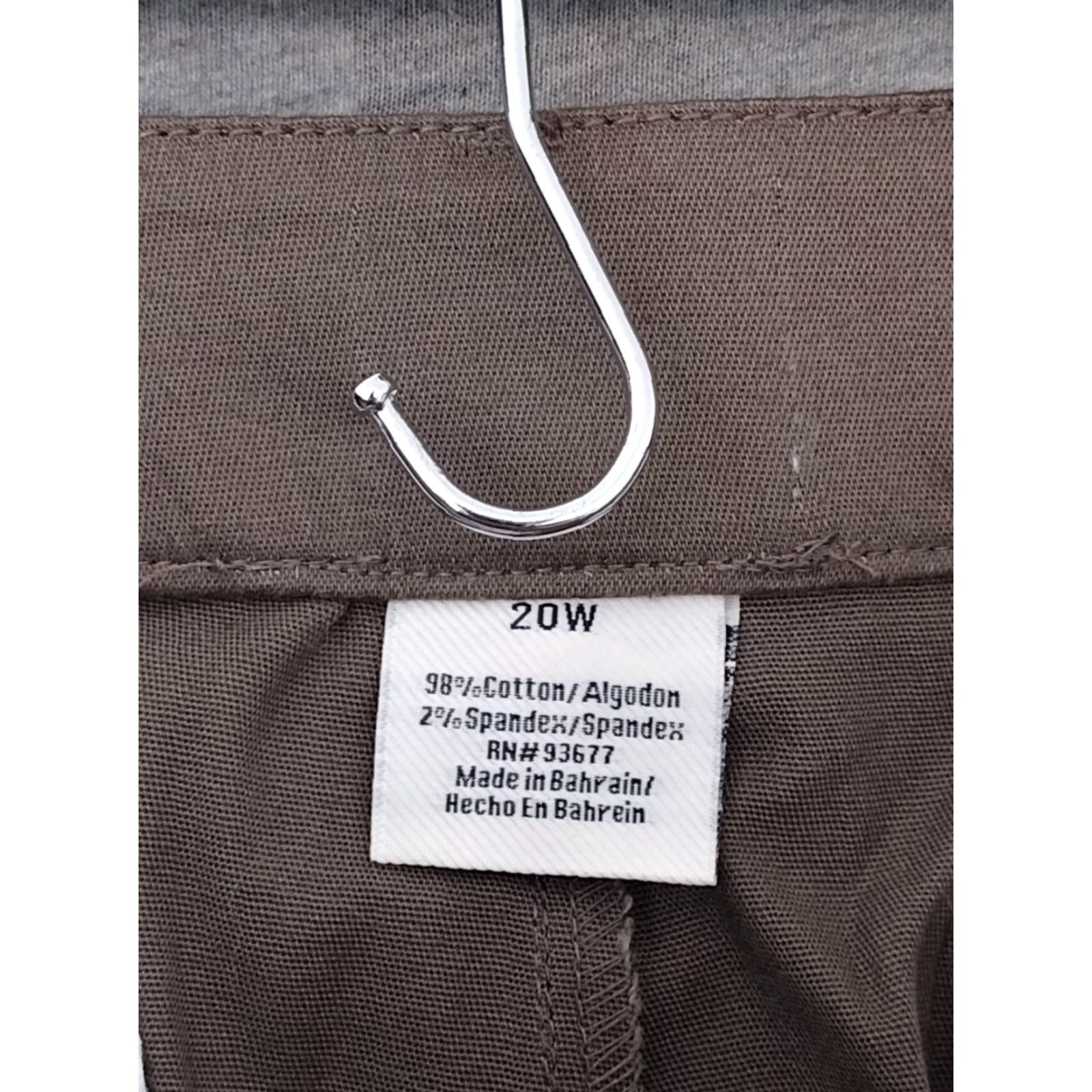 Vintage Bermuda Brand Bermuda Shorts Women's 20W Brown Cotton Blend Mid Rise Easy Fit Casual 4 Pockets Regular Men/Womens (if applicable) Size 42" / US 20 - 5 Thumbnail
