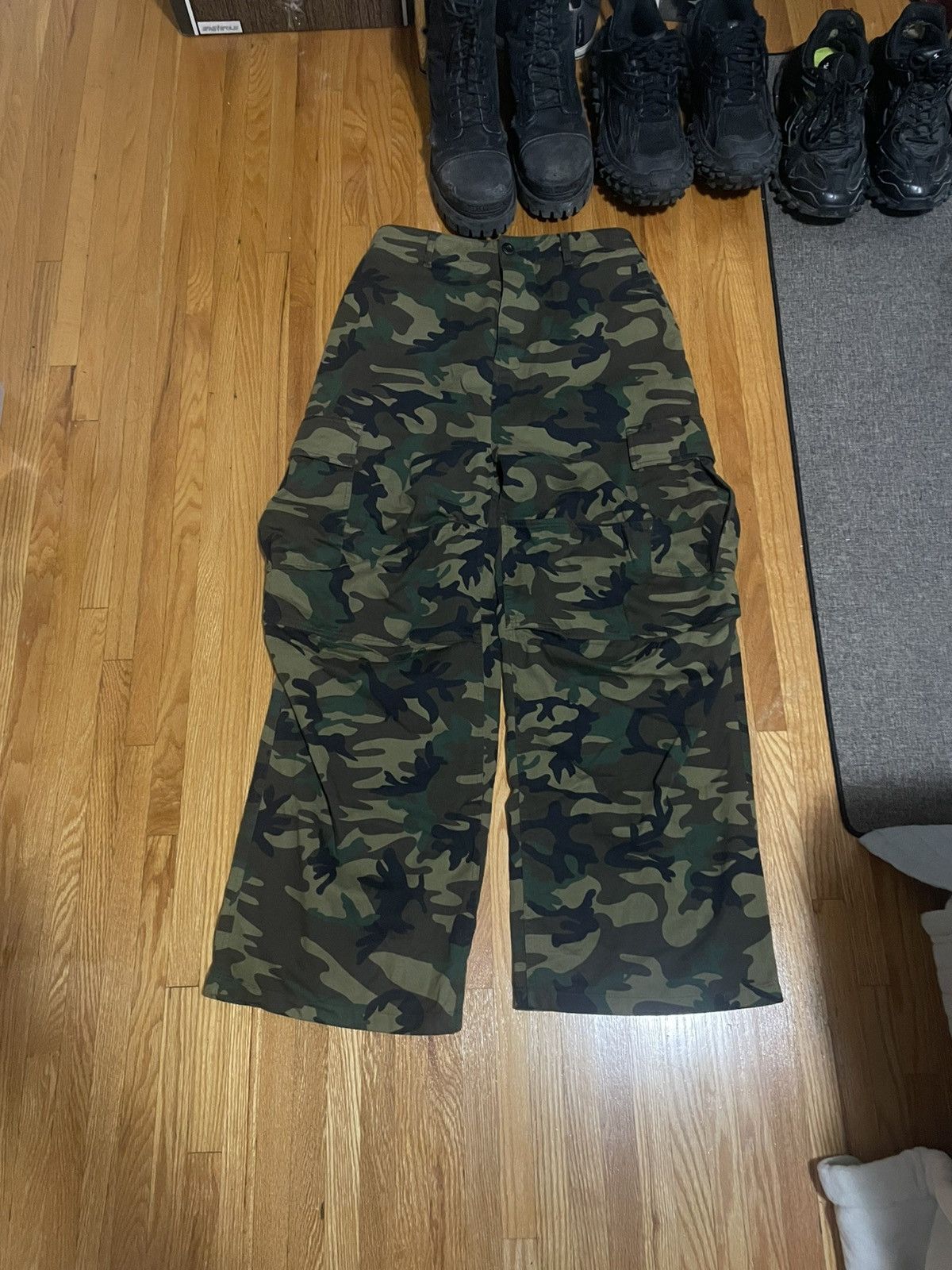 Balenciaga BALENCIAGA 2021 WINTER OVERSIZED CAMOUFLAGE KICK CARGO