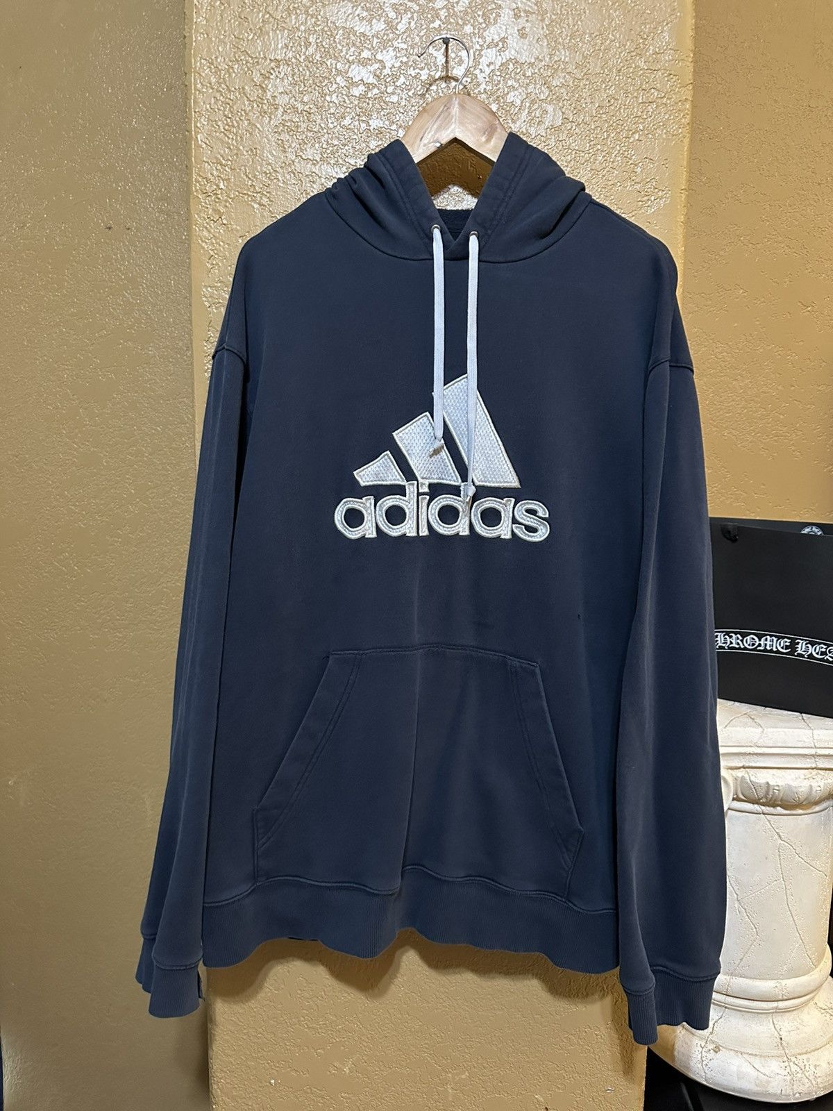 Adidas 🪡 distressed vintage Adidas hoodie xl Size US XL / EU 56 / 4 - 1 Thumbnail